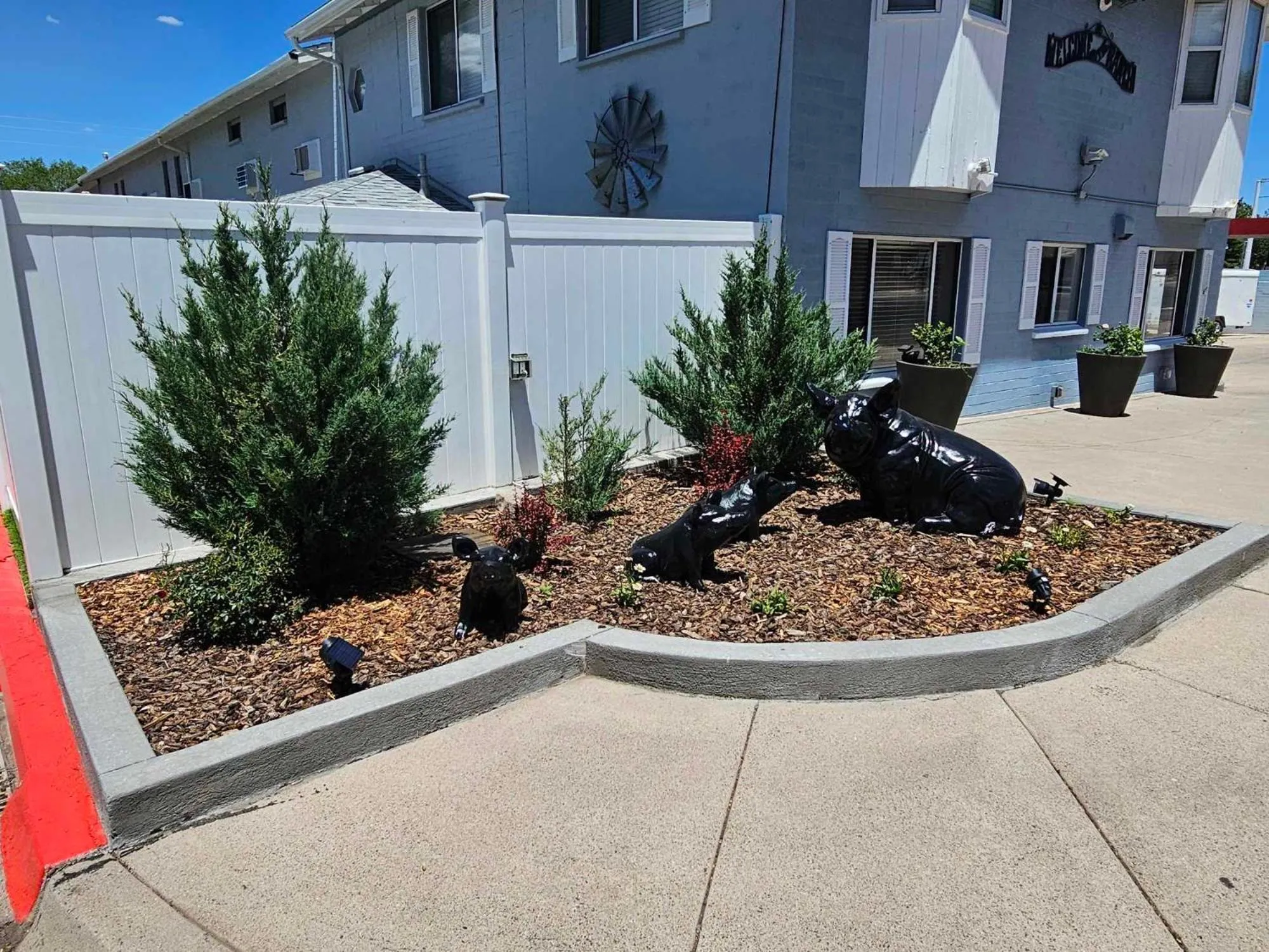 Property building in El Rancho Motel