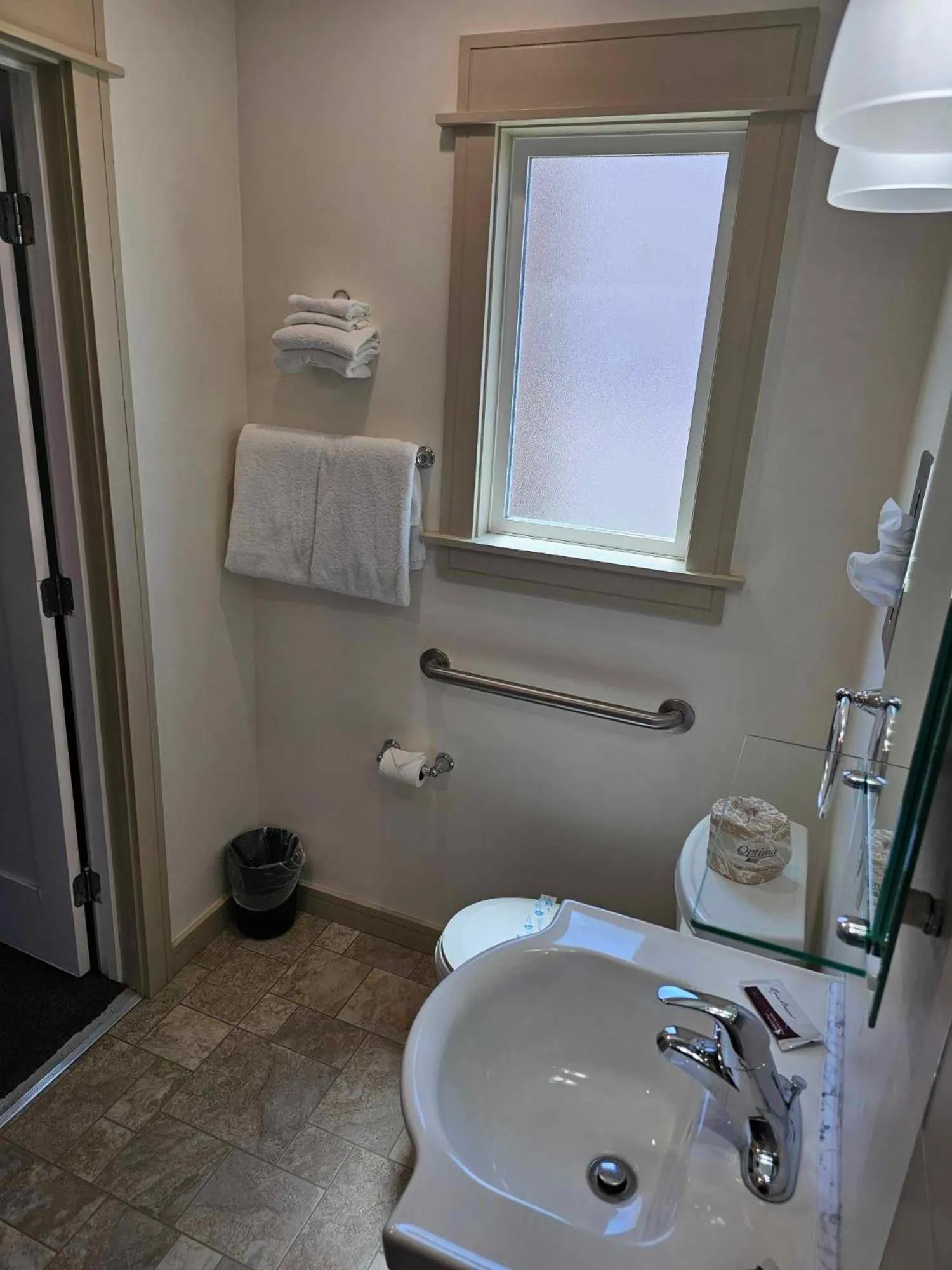 Toilet in El Rancho Motel