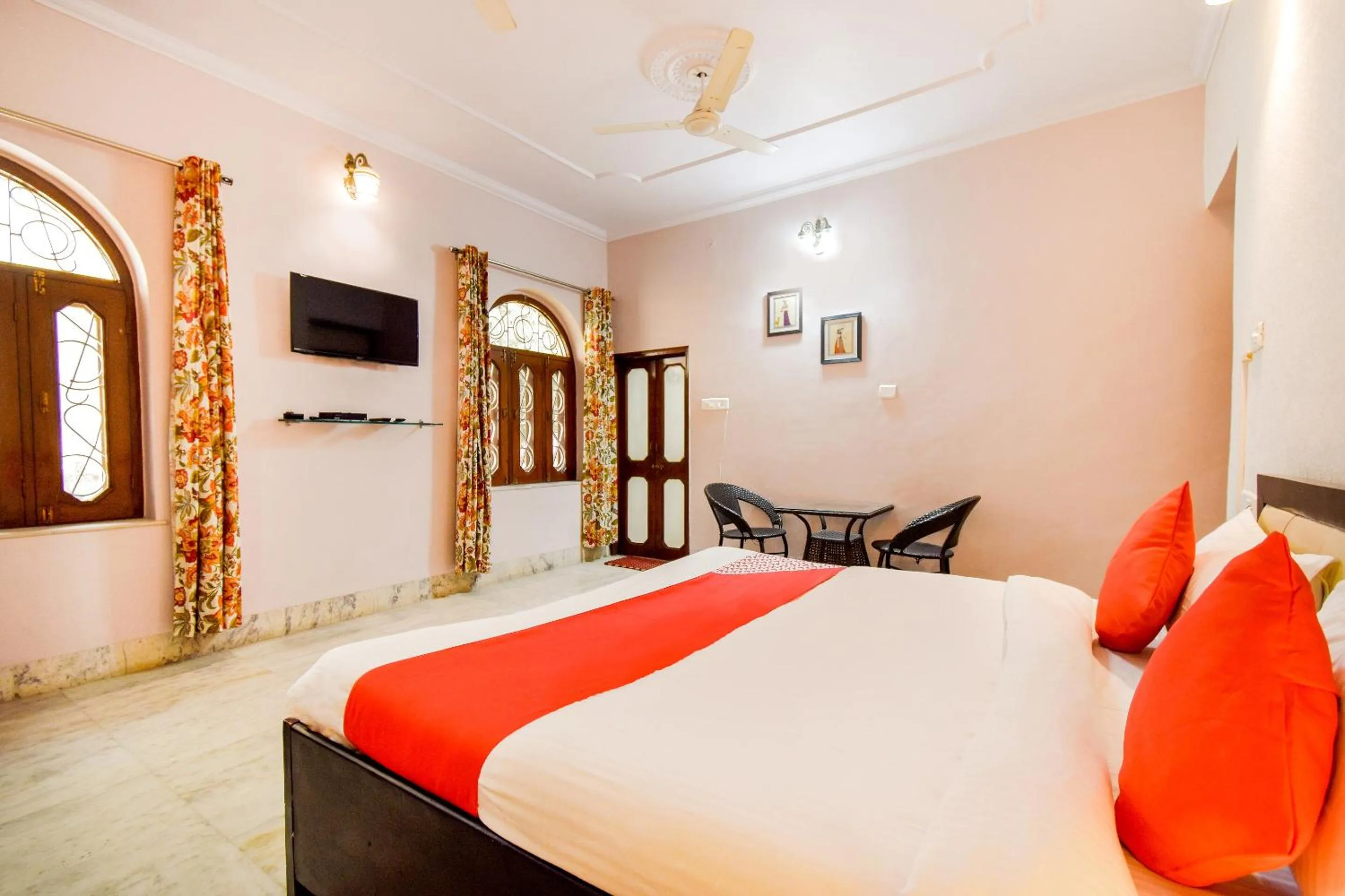 Bedroom, Bed in Hotel O The Nandini's Guest House