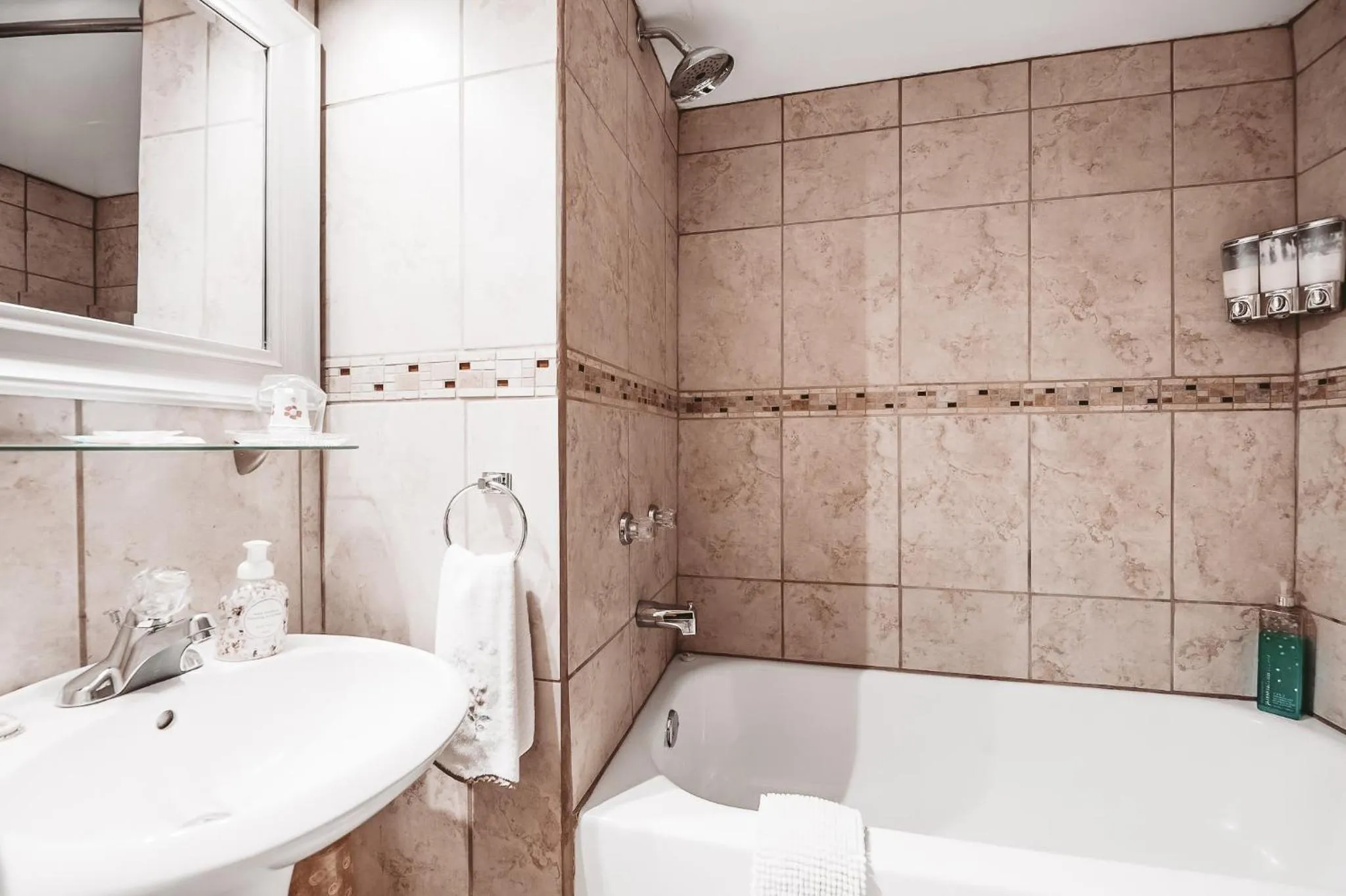 Toilet in Along River Ridge