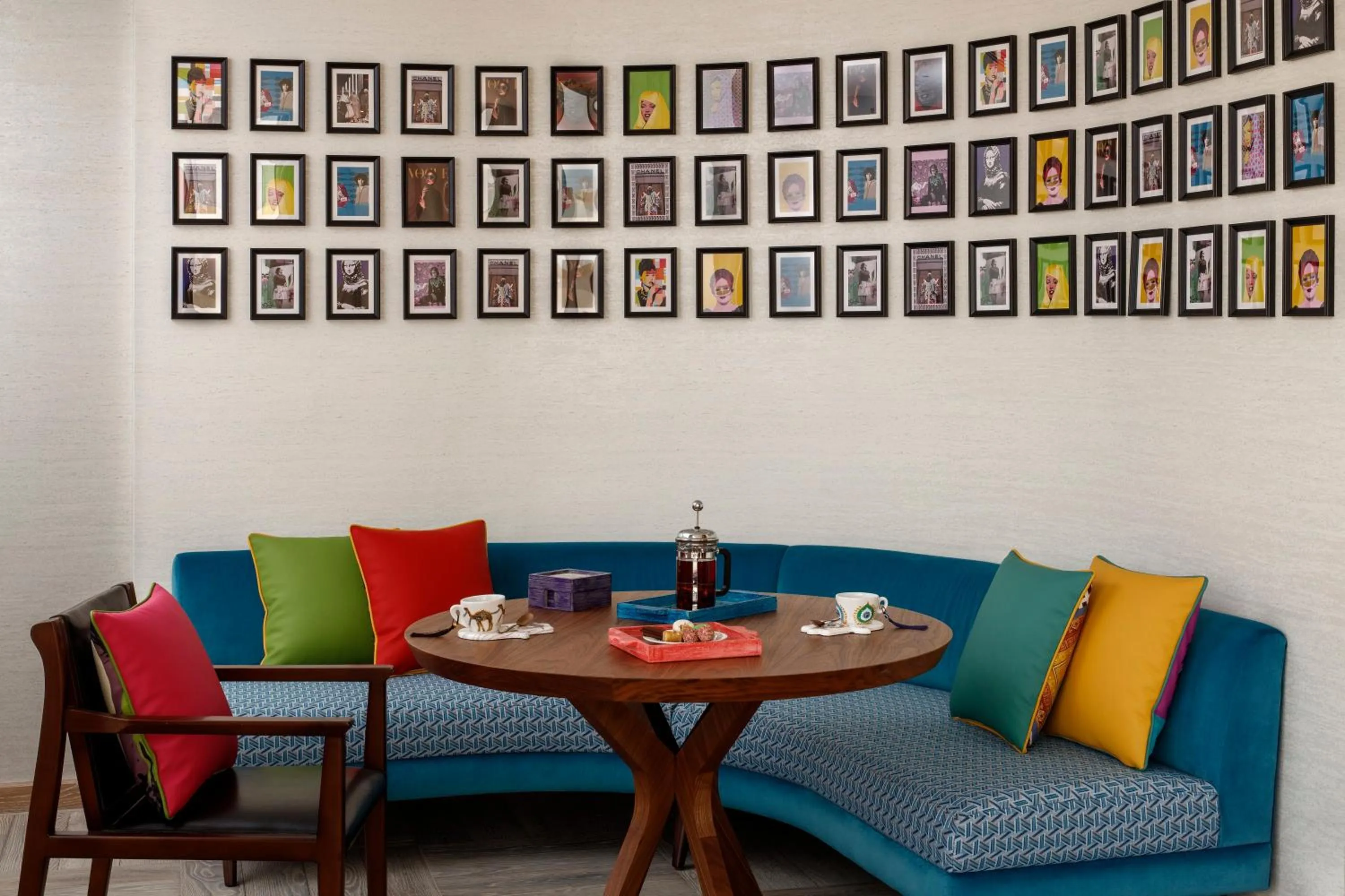 Living room in Andaz Dubai The Palm, By Hyatt