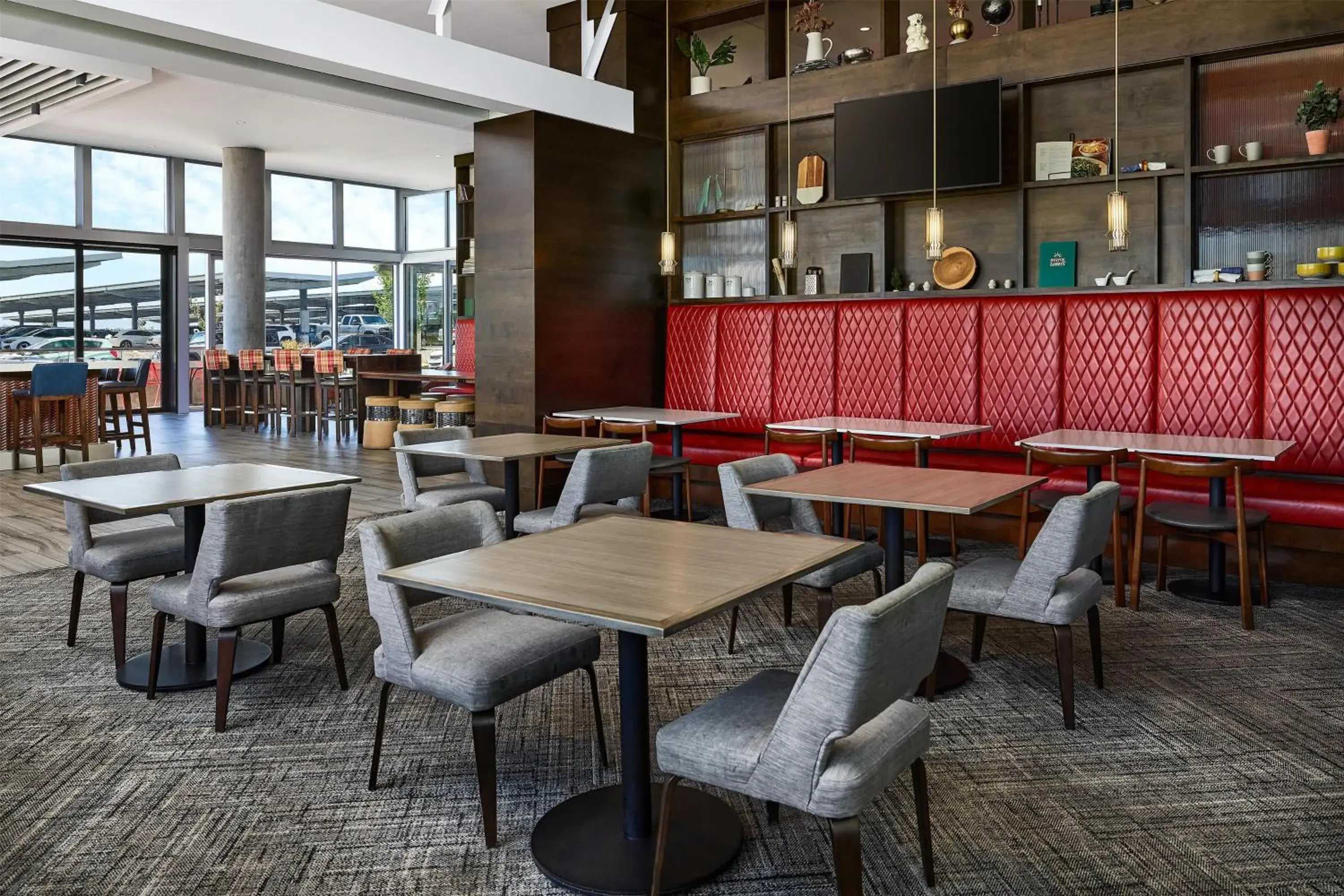 Restaurant/places to eat in Hyatt Place Pena Station/Denver Airport Restaurant/places to eat in Hyatt Place Pena Station/Denver Airport