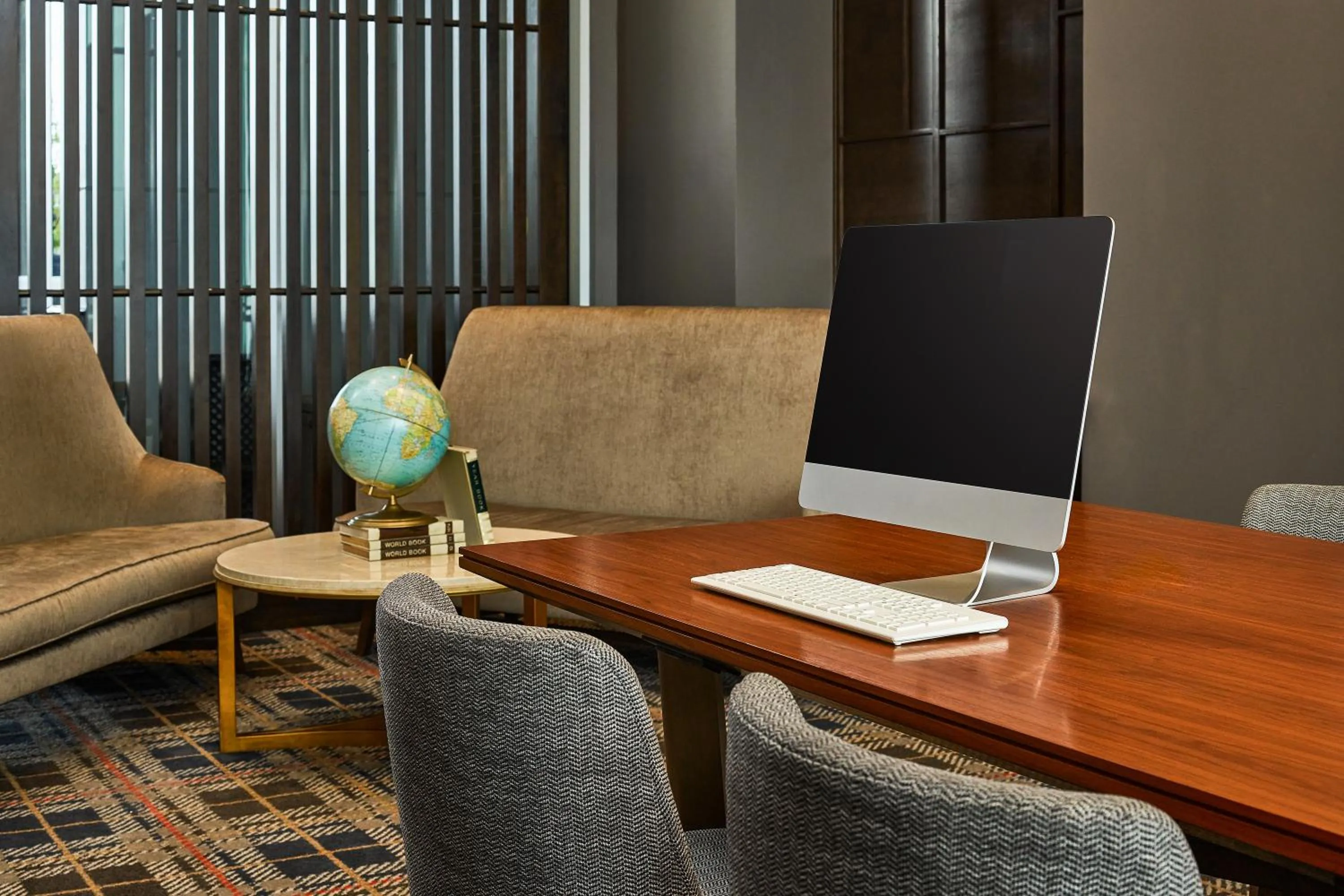 Business facilities in Hyatt Place Pena Station/Denver Airport