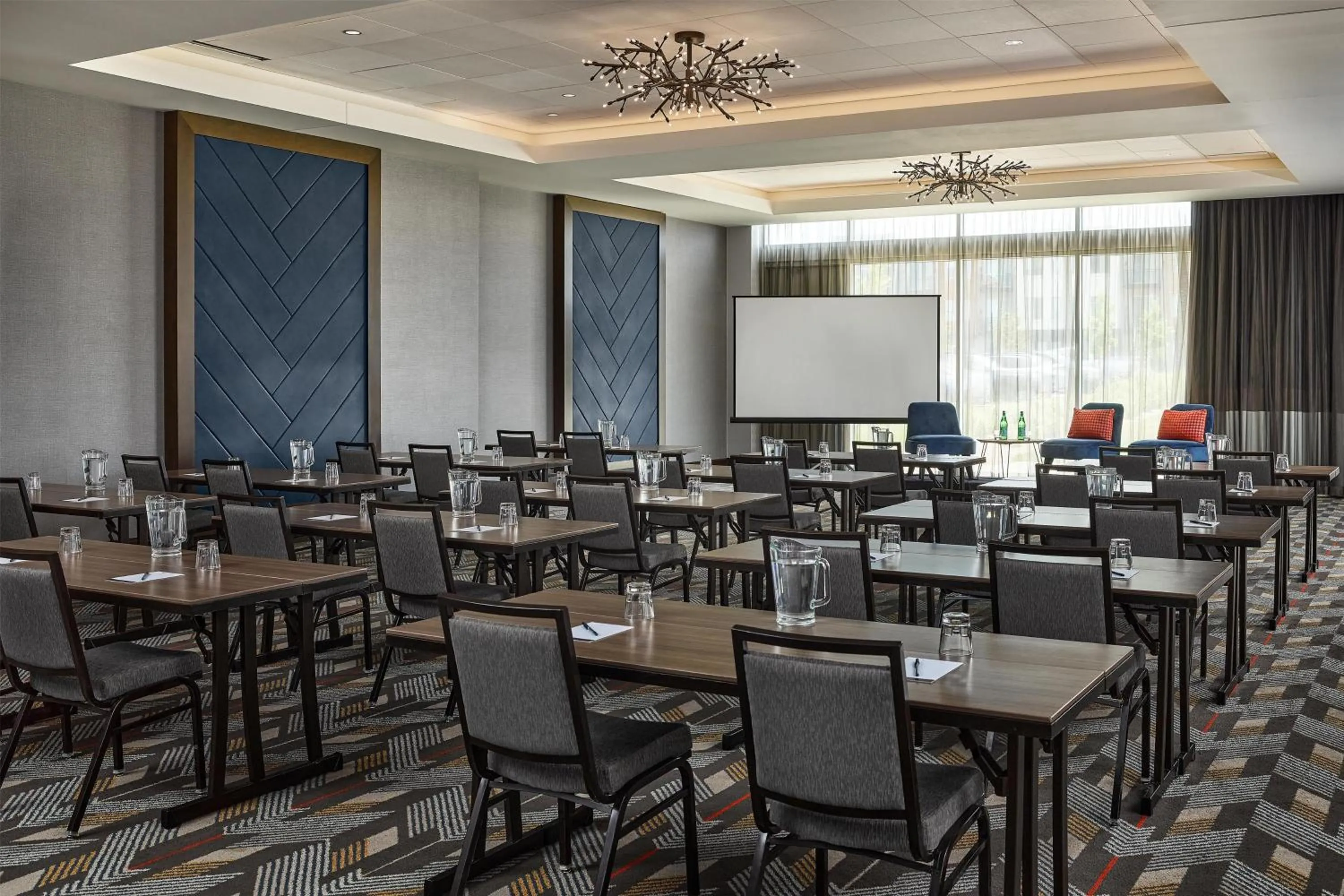 Meeting/conference room in Hyatt Place Pena Station/Denver Airport