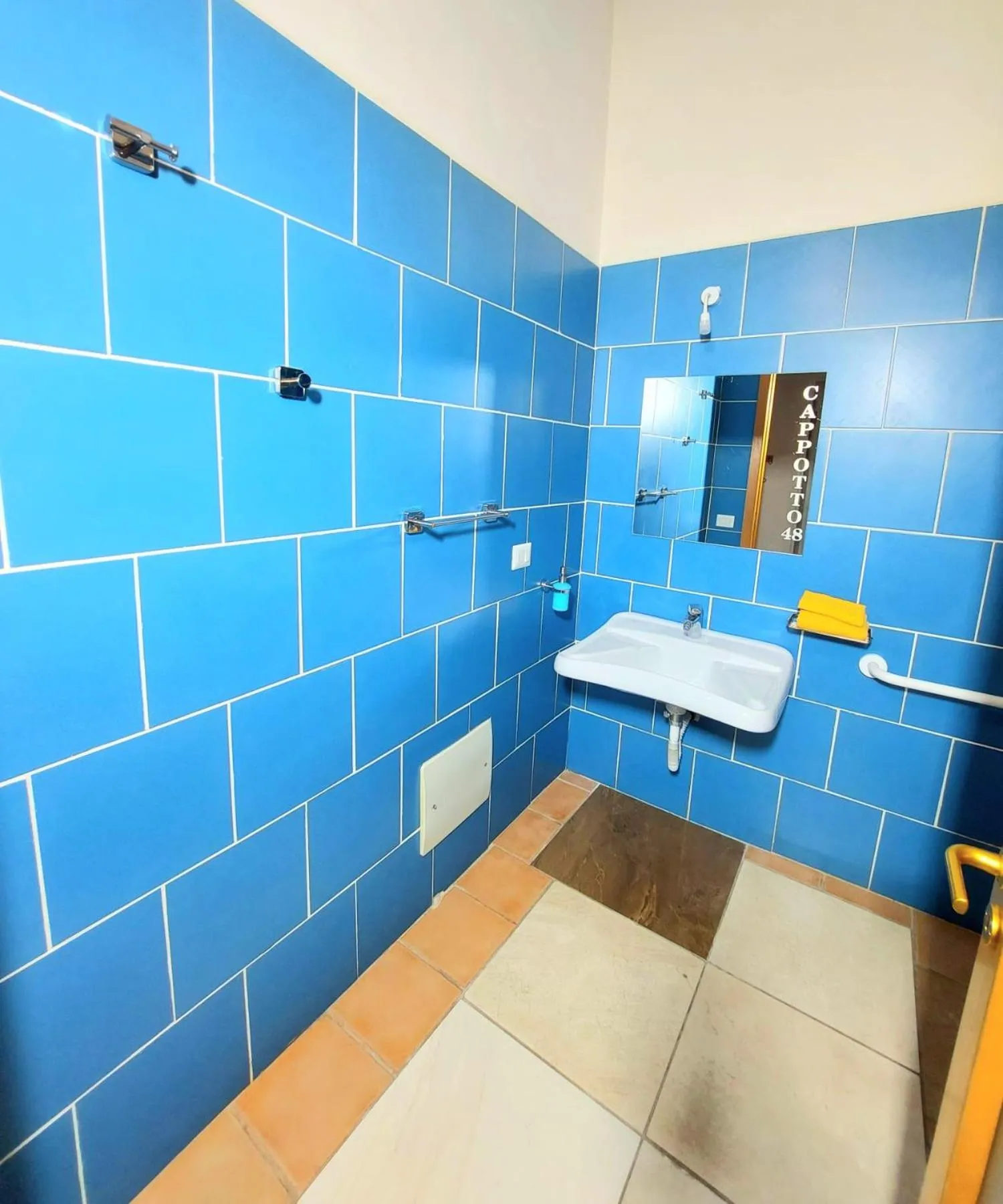 B&B Cappotto civico 48