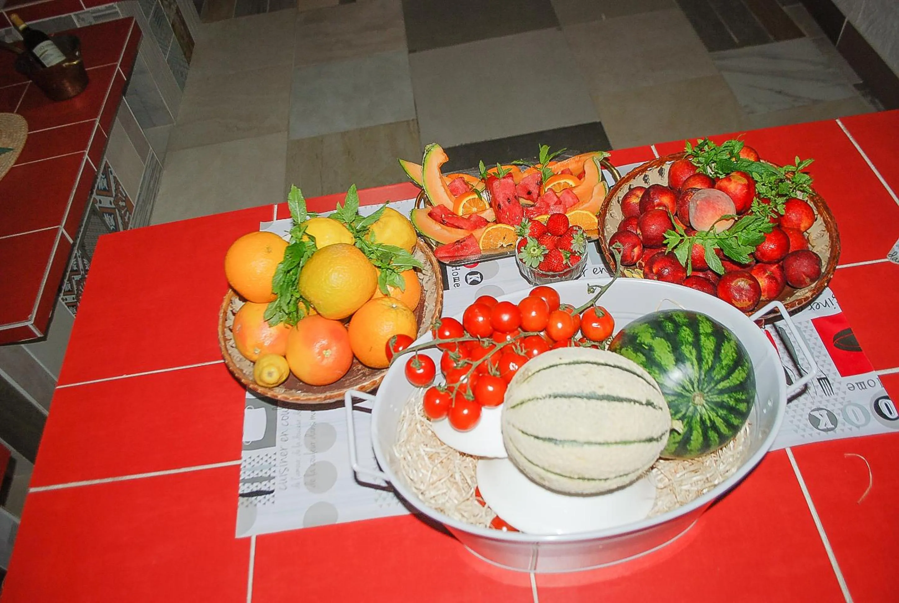 Restaurant/places to eat in B&B Cappotto civico 48