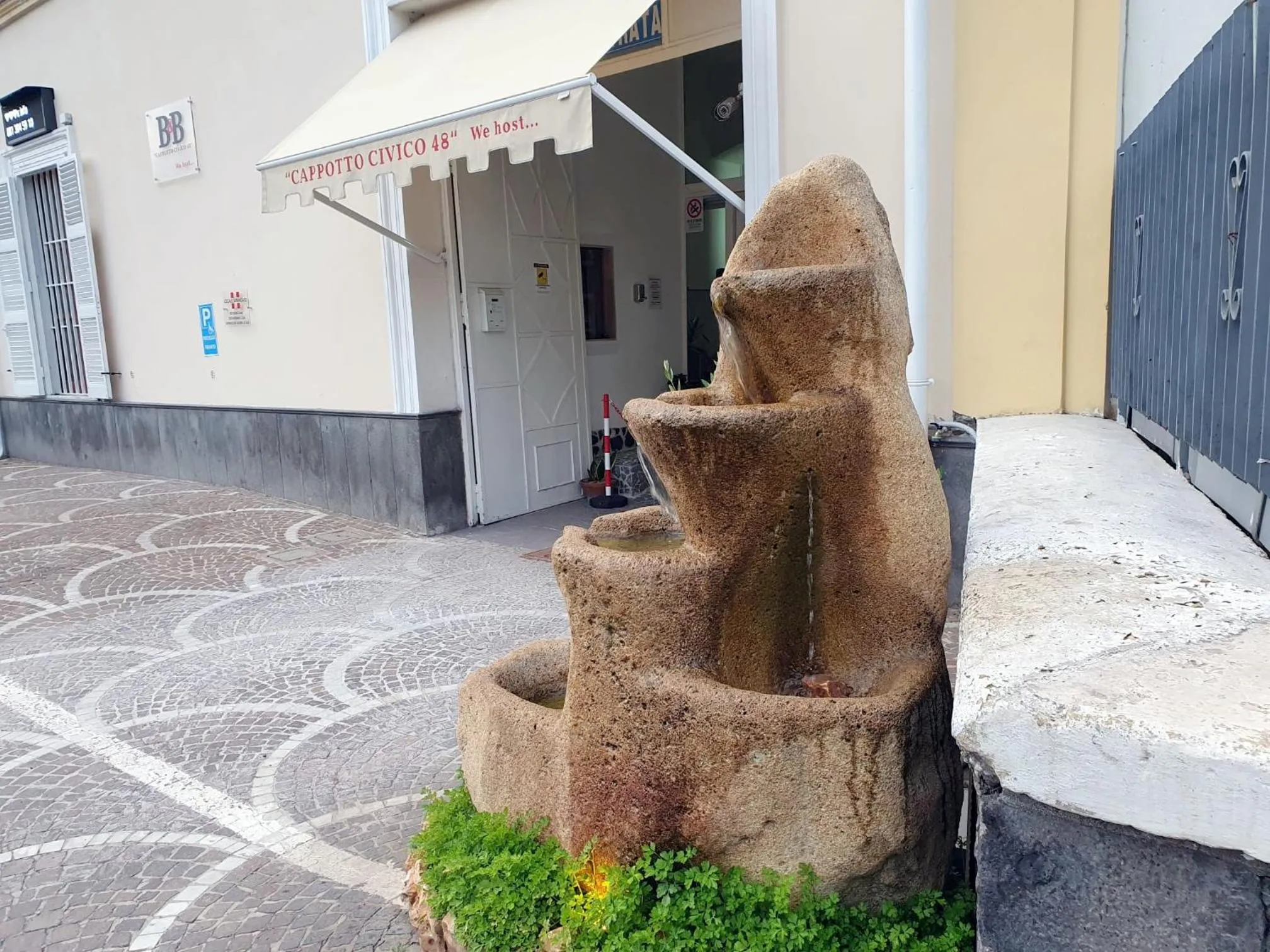 B&B Cappotto civico 48