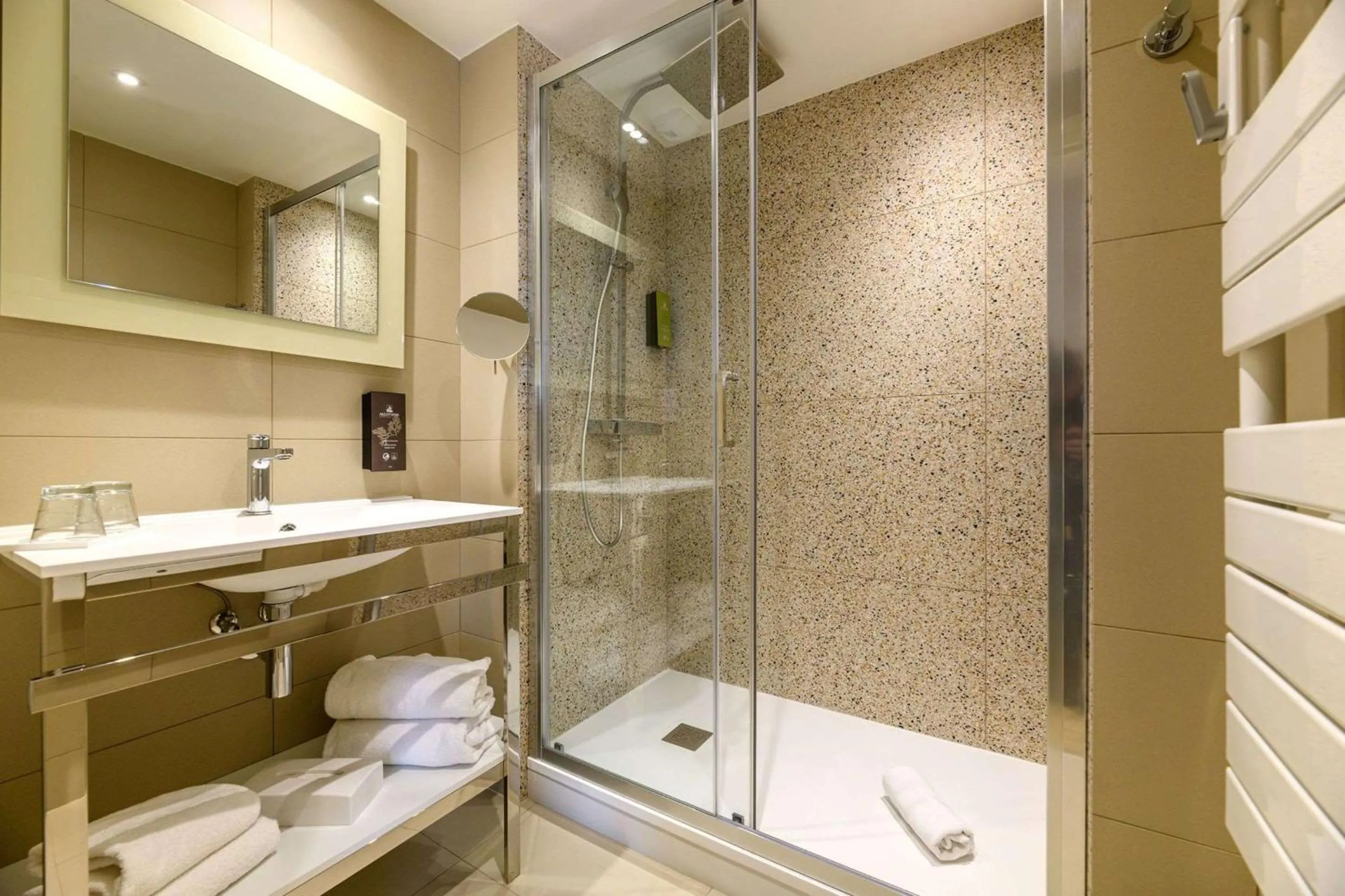 Photo of the whole room in Best Western Plus Ajaccio Amirauté