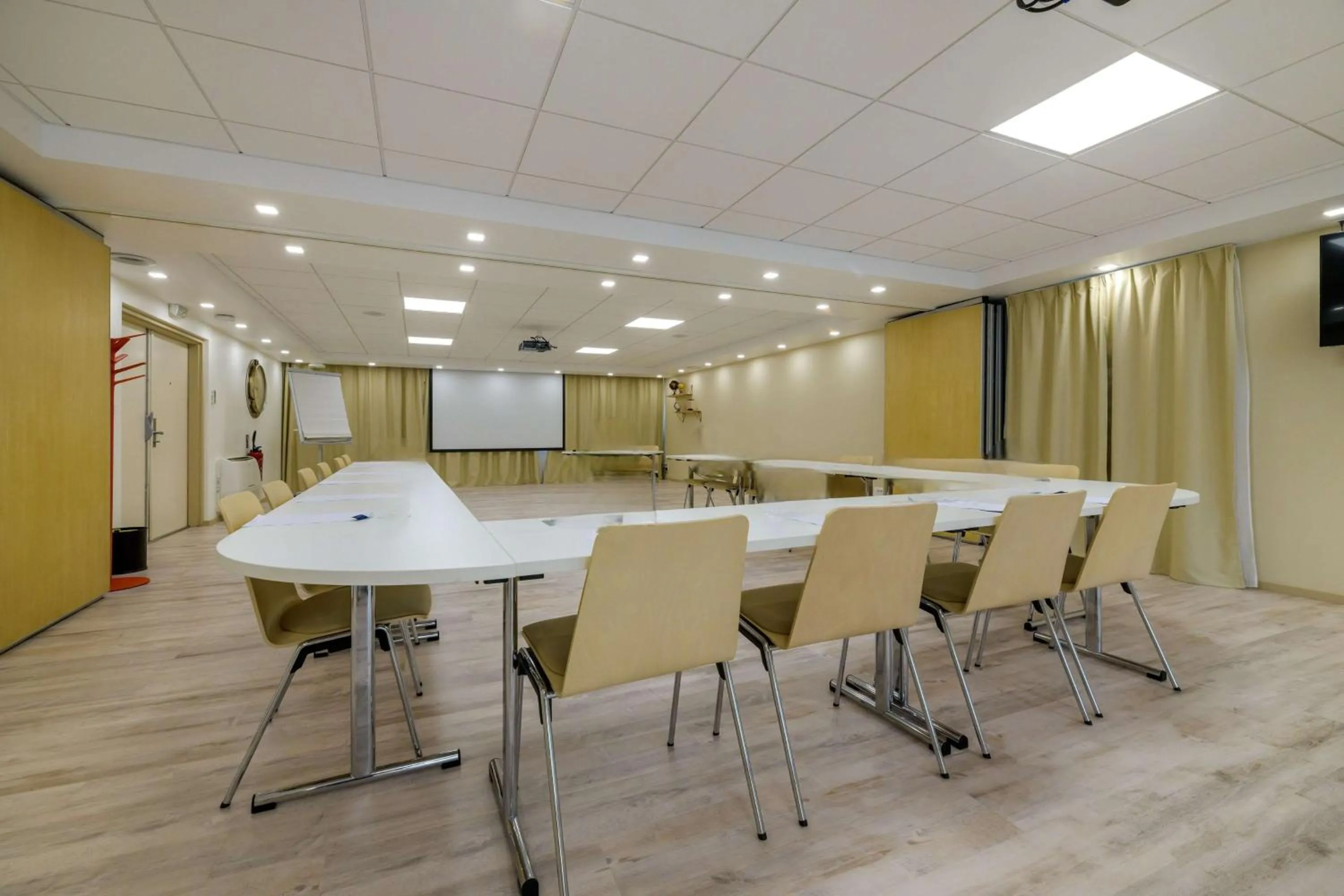Meeting/conference room in Best Western Plus Ajaccio Amirauté