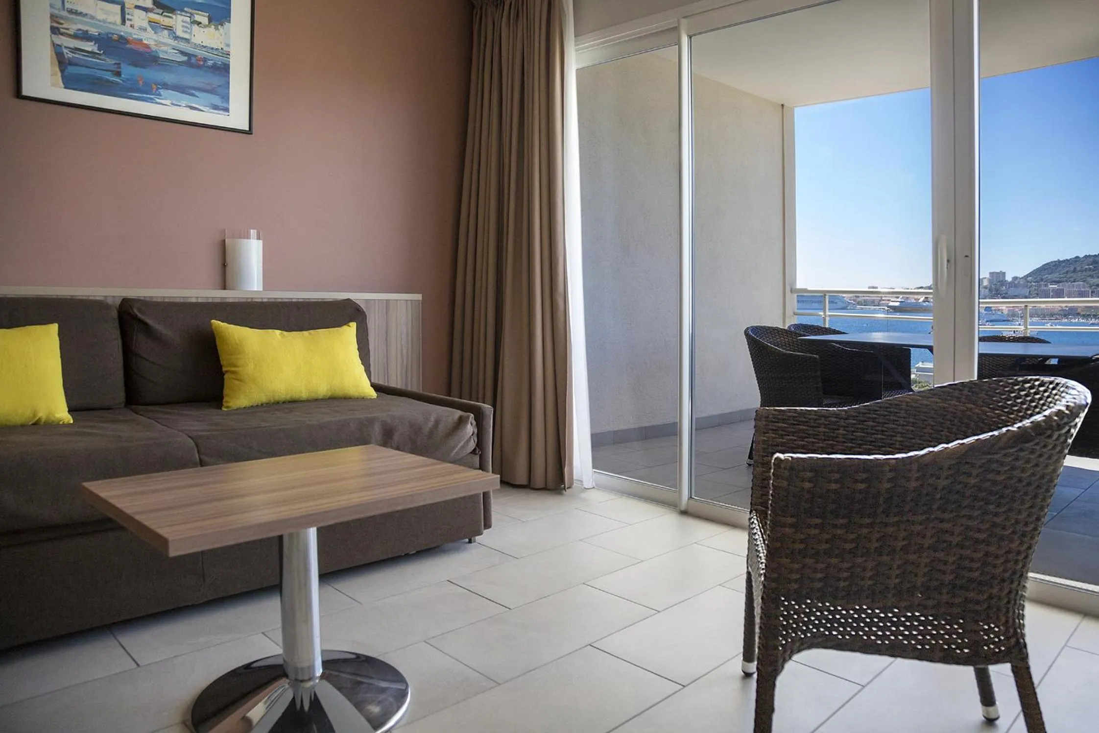 Living room in Best Western Plus Ajaccio Amirauté