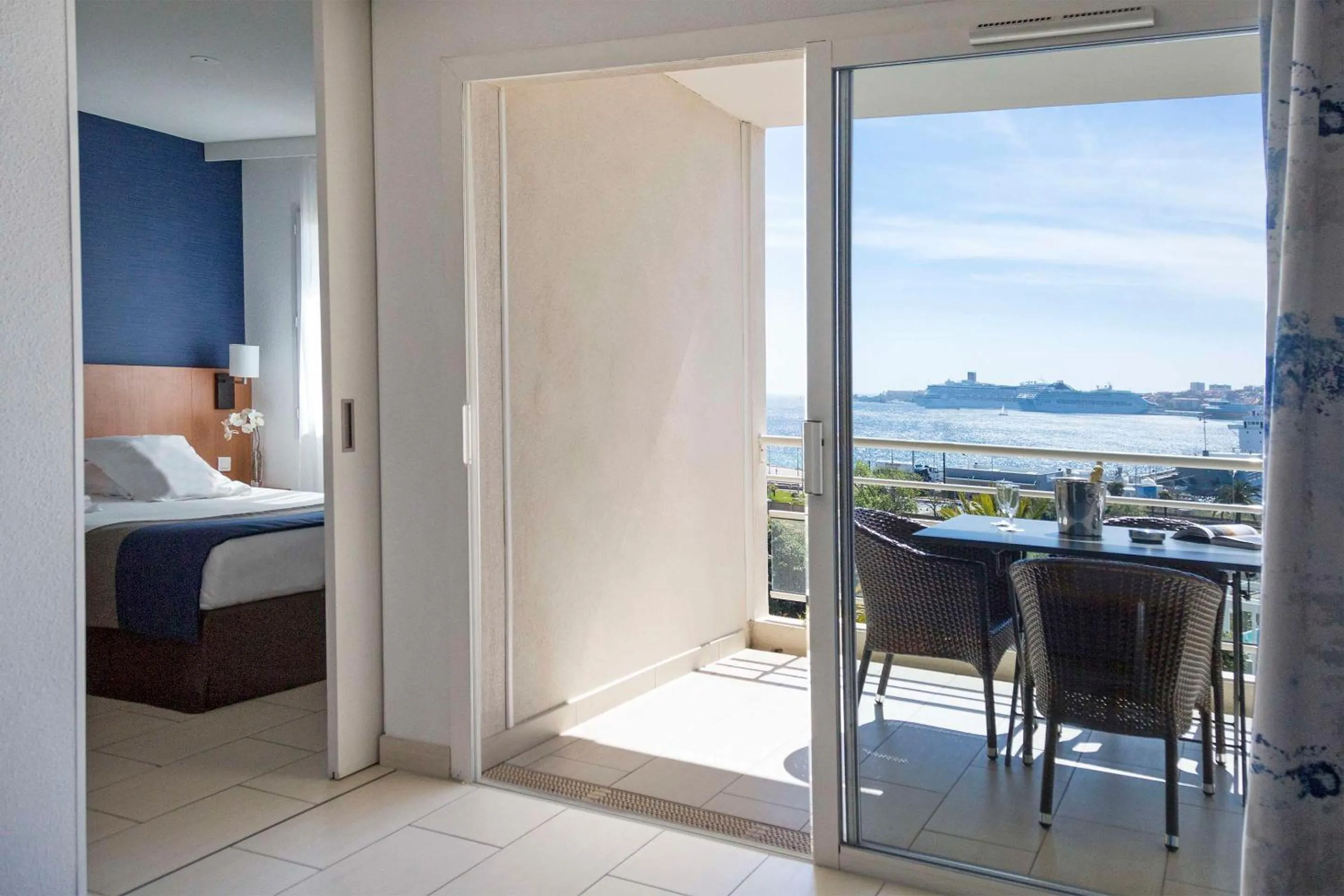 Photo of the whole room, Bed in Best Western Plus Ajaccio Amirauté