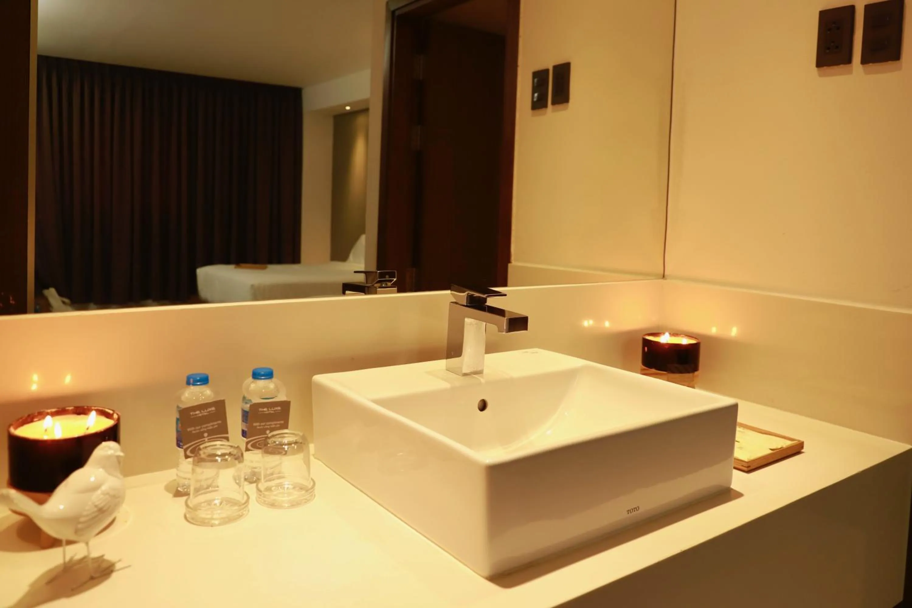 Bathroom in The Luxe Hotel