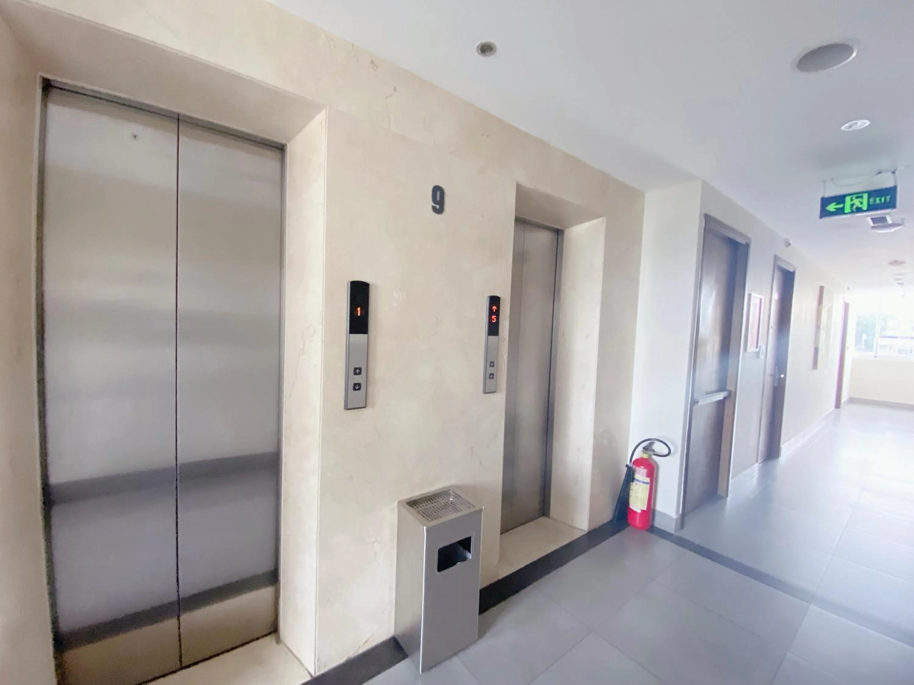 Area and facilities in The Luxe Hotel