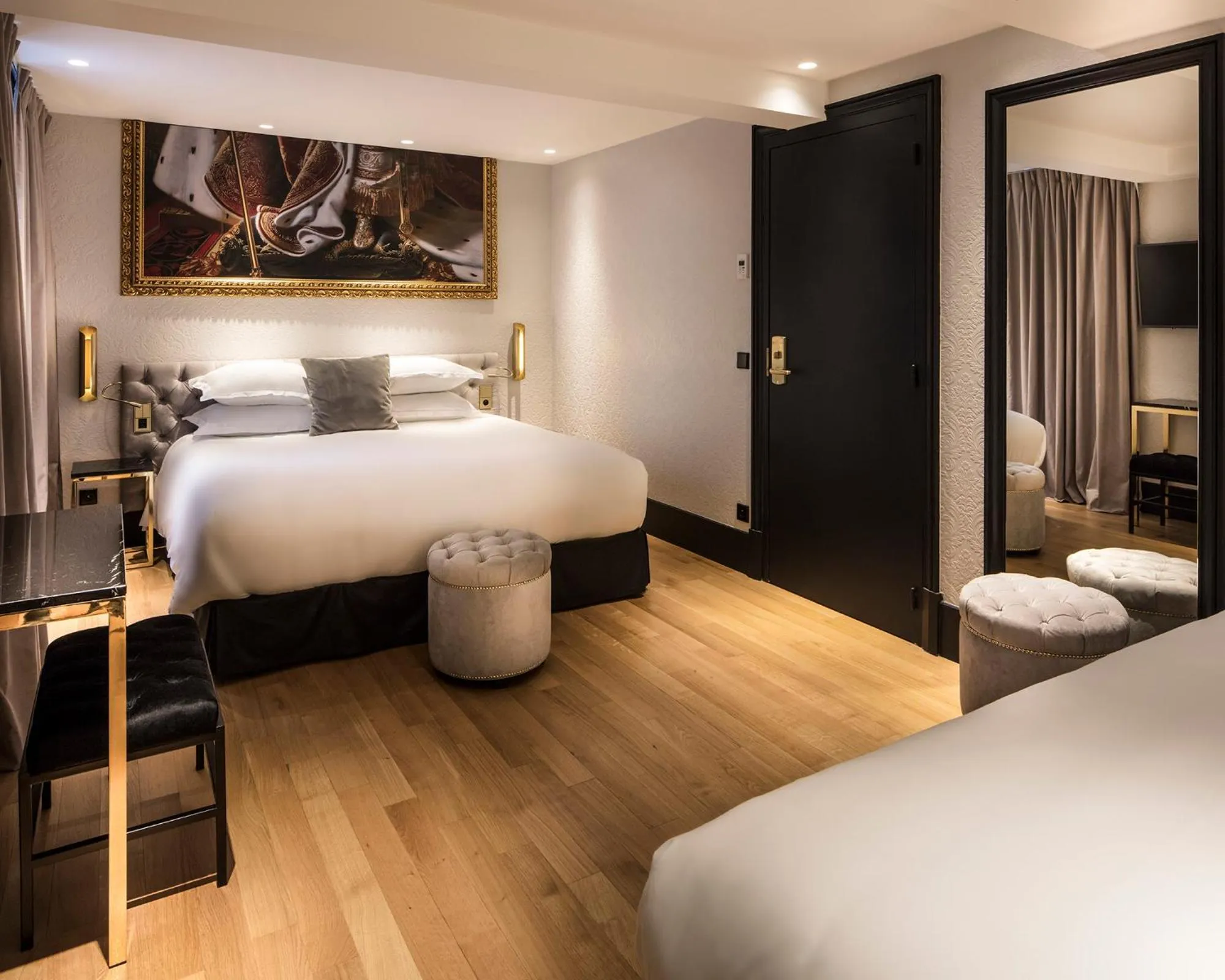 Photo of the whole room, Bed in Hotel Eiffel Petit Louvre