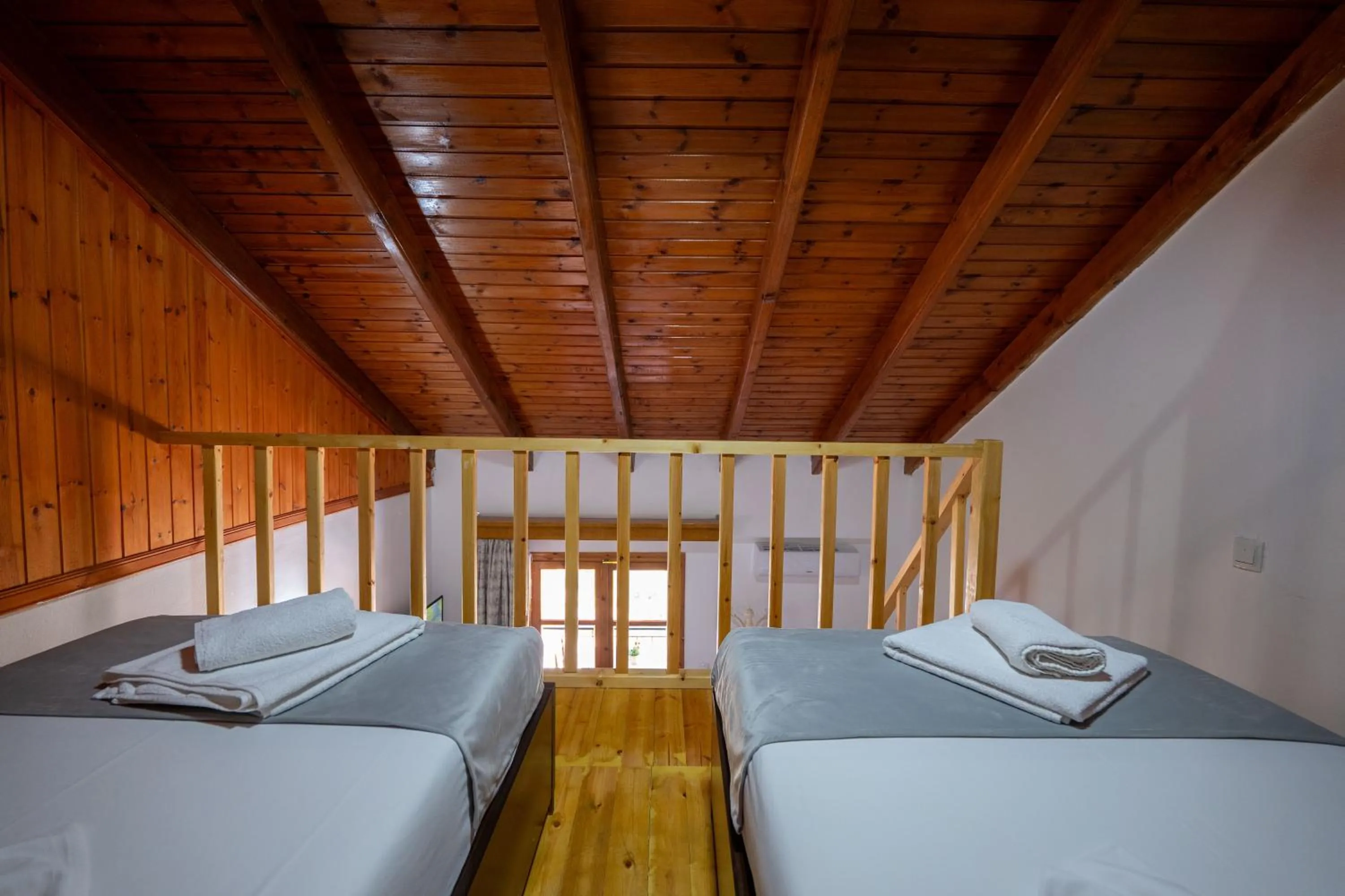 Bed in Apart Hotel Alex
