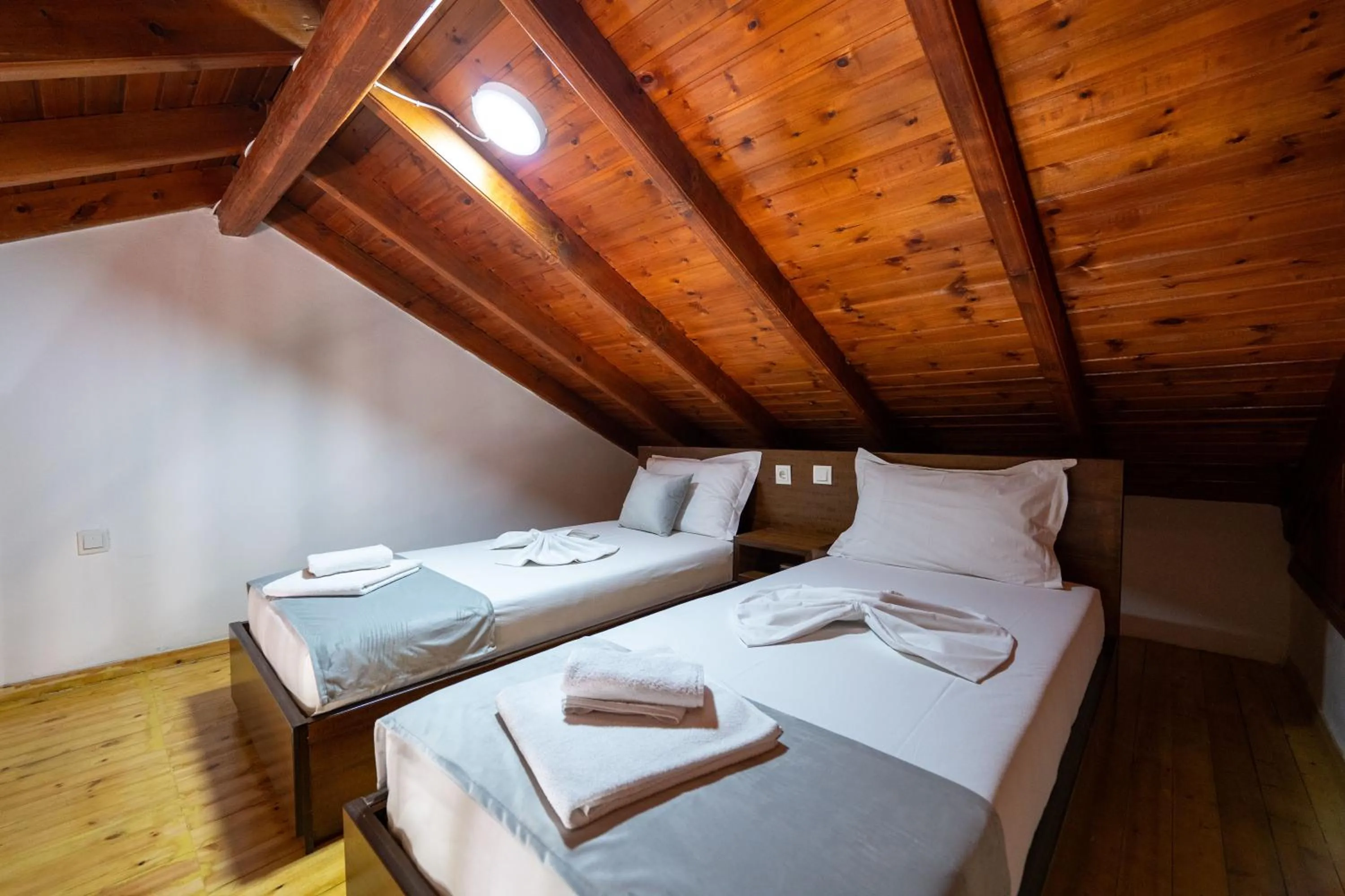 Bed in Apart Hotel Alex