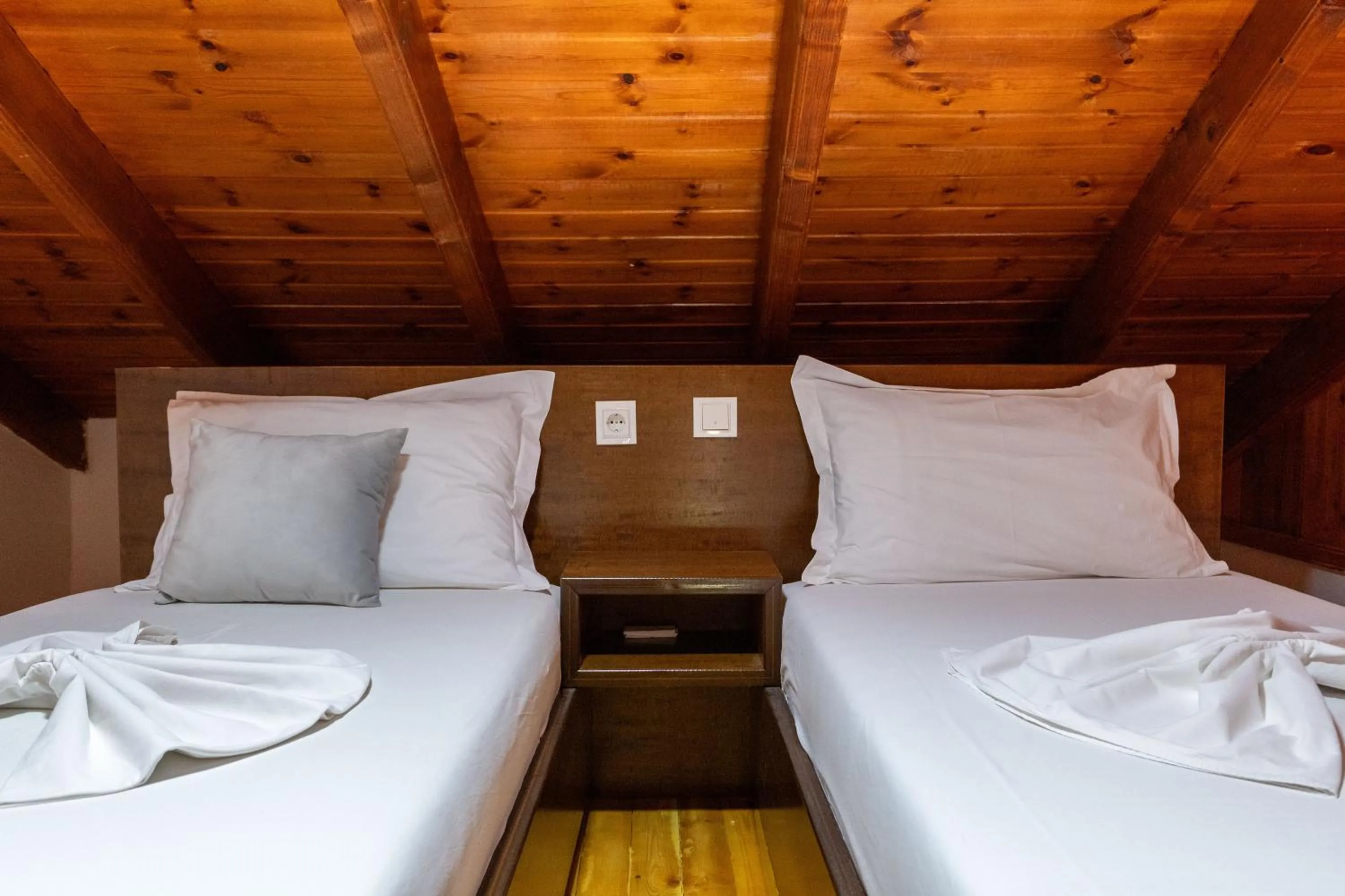 Bed in Apart Hotel Alex