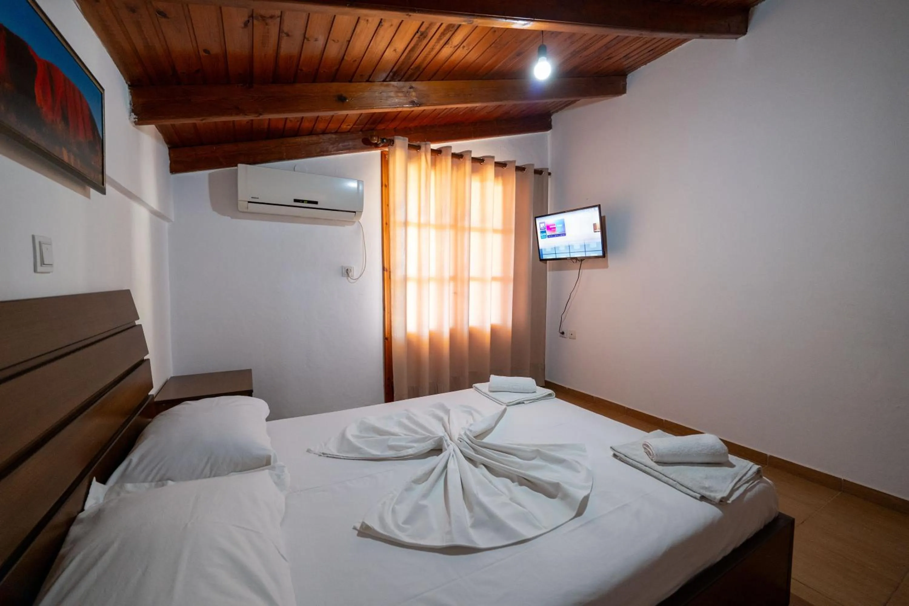 Bed in Apart Hotel Alex