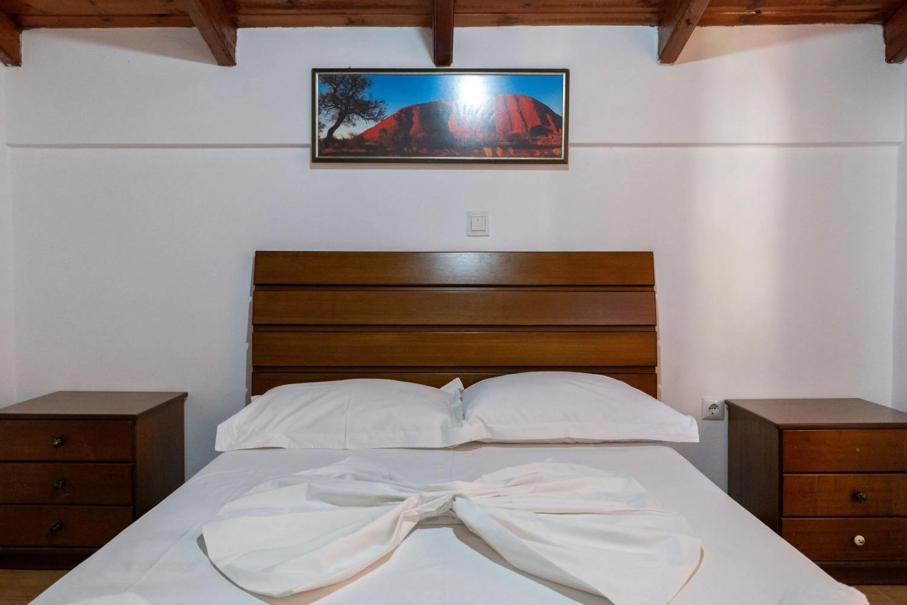 Bed in Apart Hotel Alex