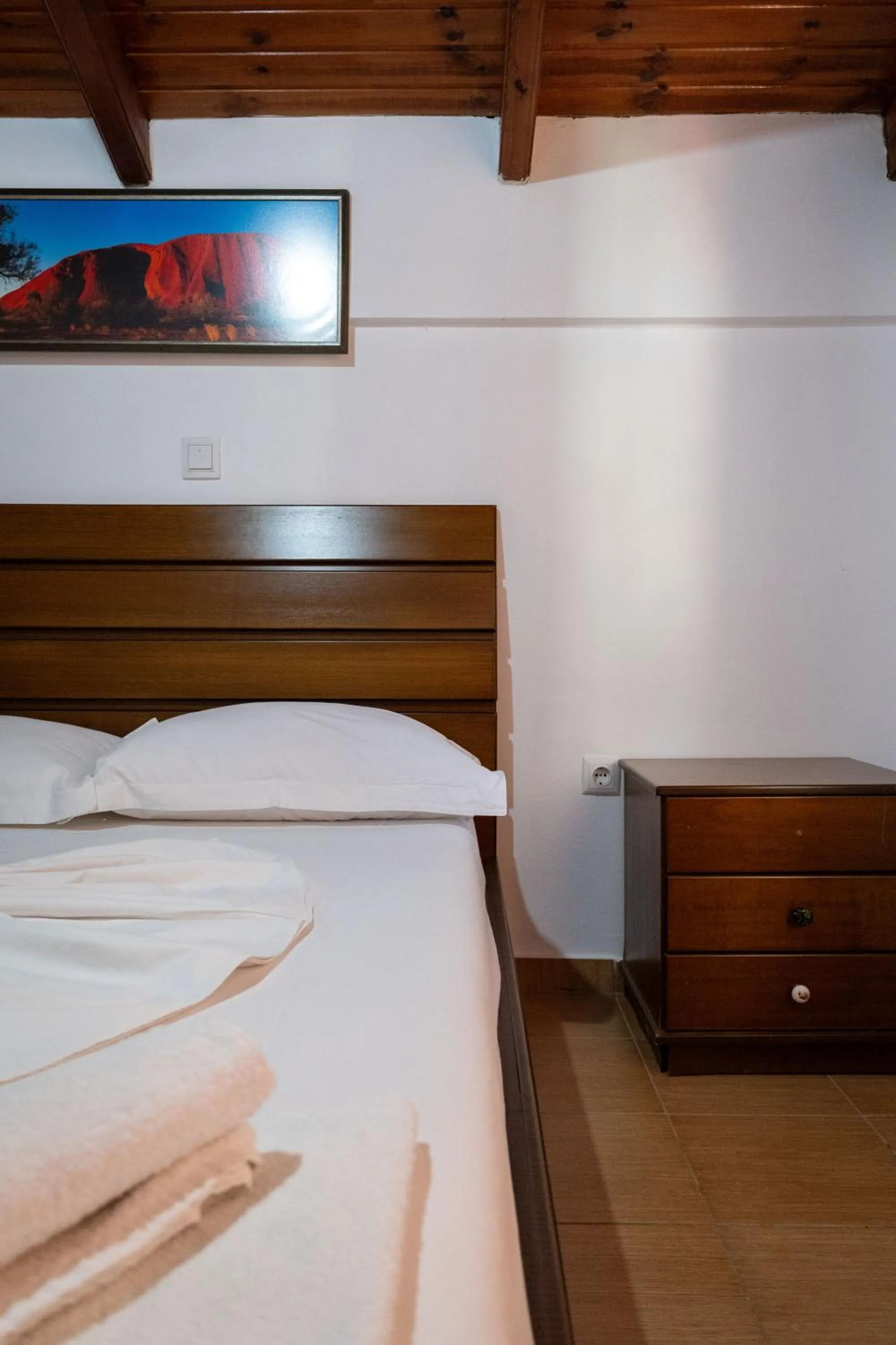 Bed in Apart Hotel Alex