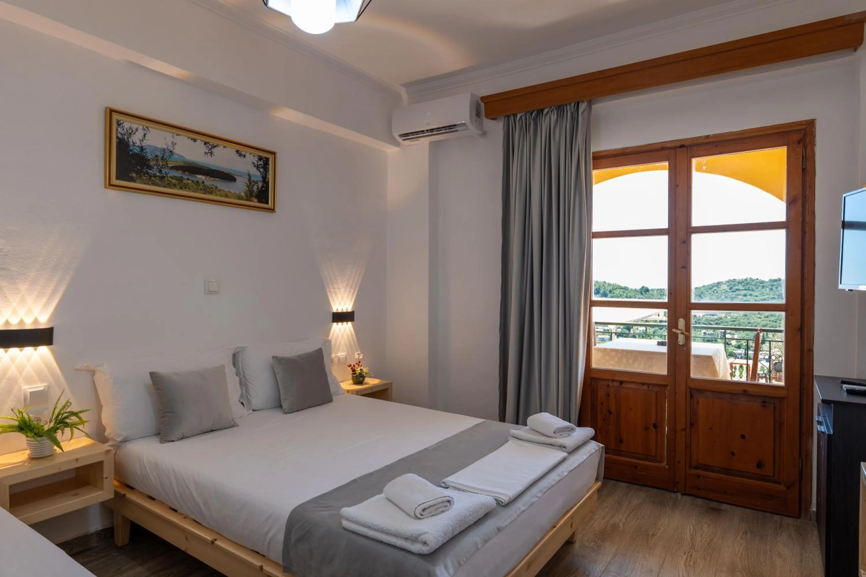 Bed in Apart Hotel Alex