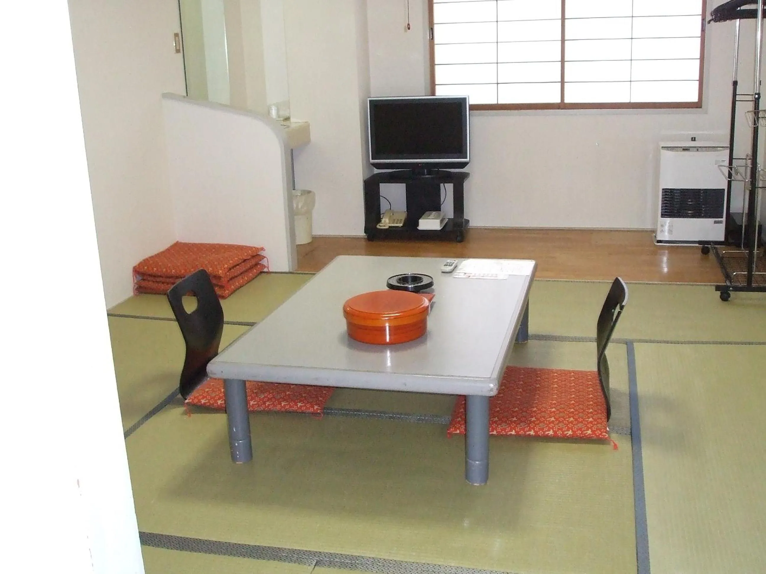 Living room in Hotel Yuzawa Yuzawa Denkiya