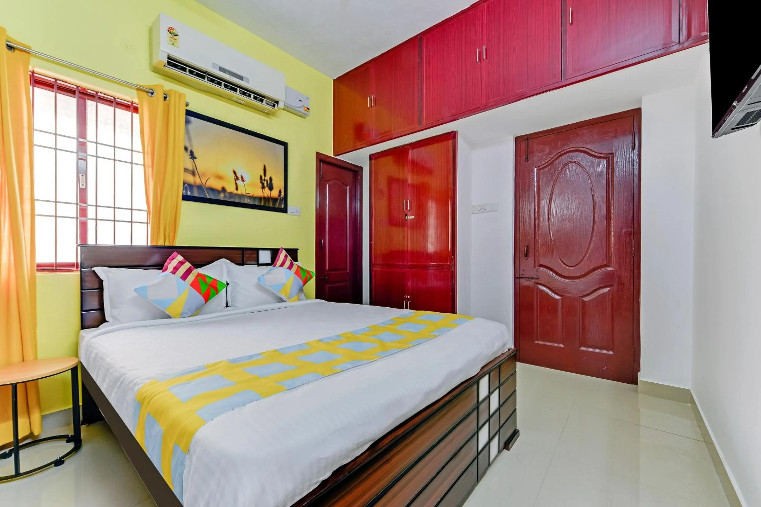 Bedroom, Bed in Hotel O JJ Residency