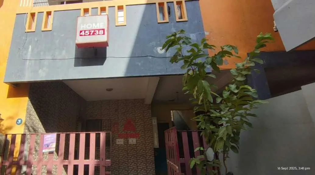 Facade/entrance in Hotel O JJ Residency