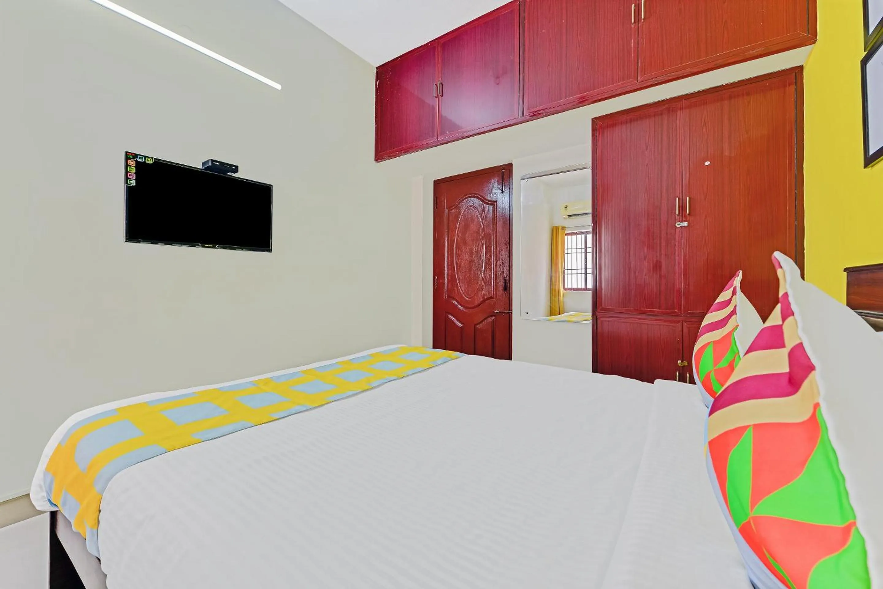 Bedroom, Bed in Hotel O JJ Residency