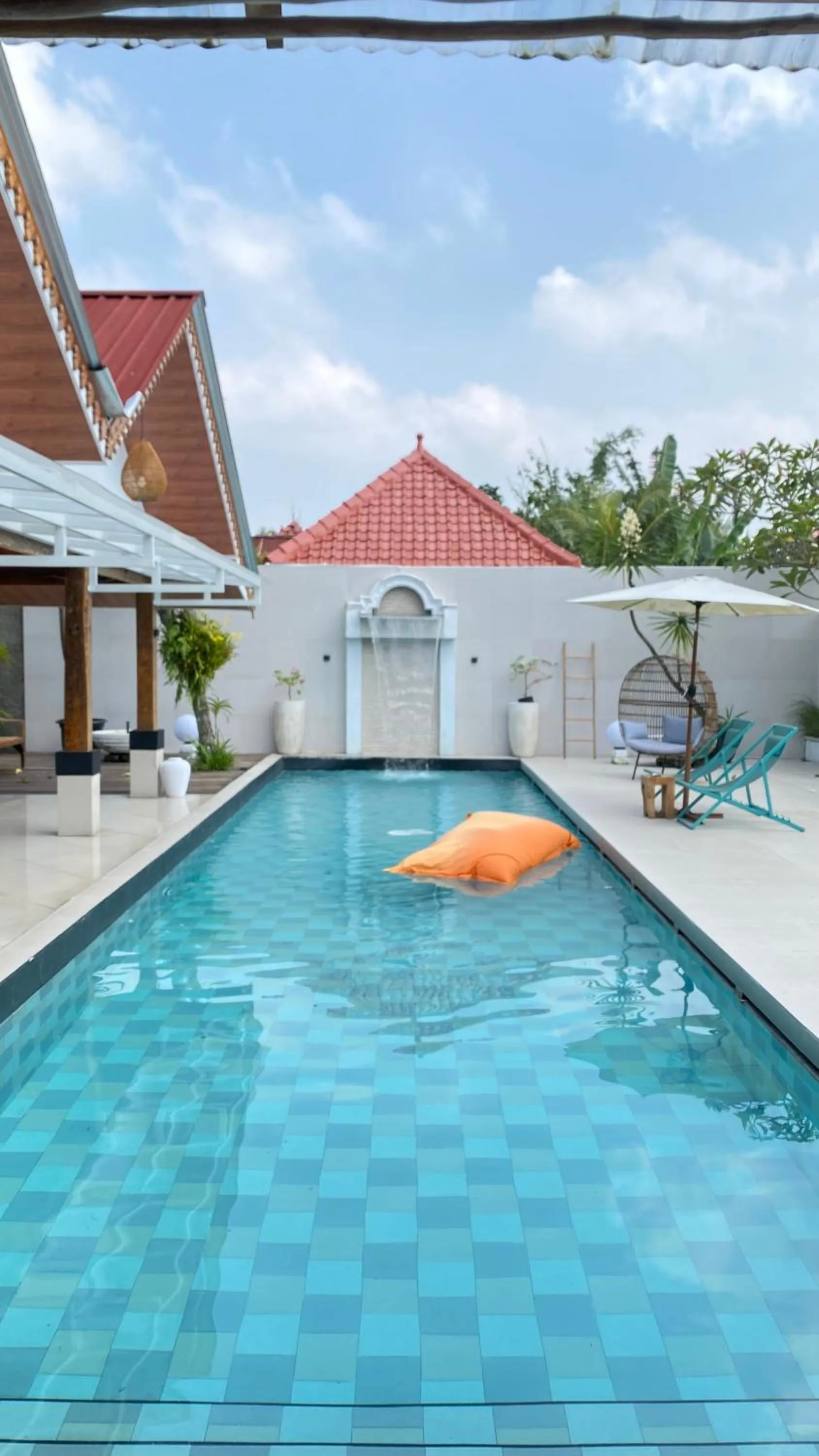 Swimming pool in Villa Padi Pakem