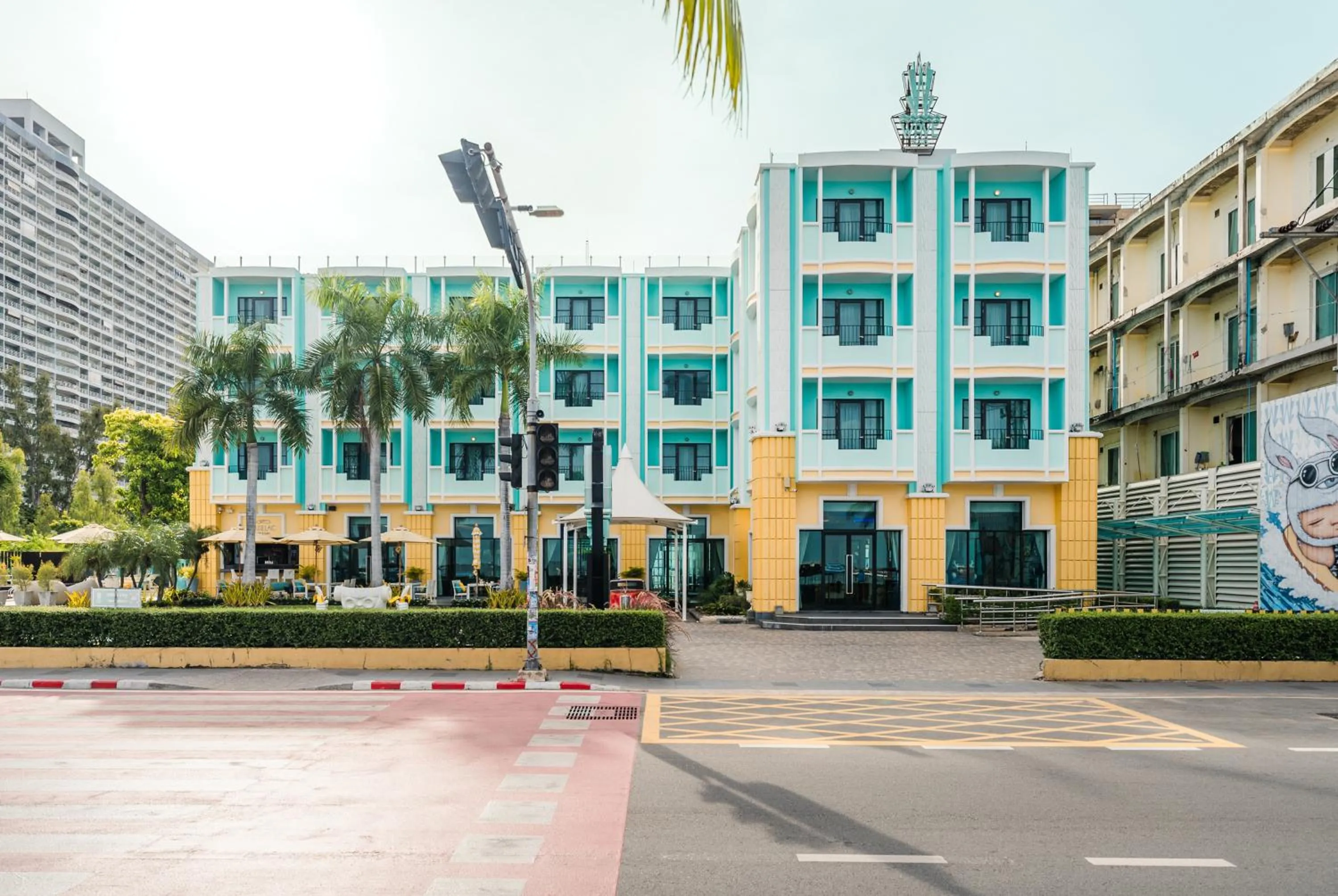 Property building in Wave Hotel Pattaya