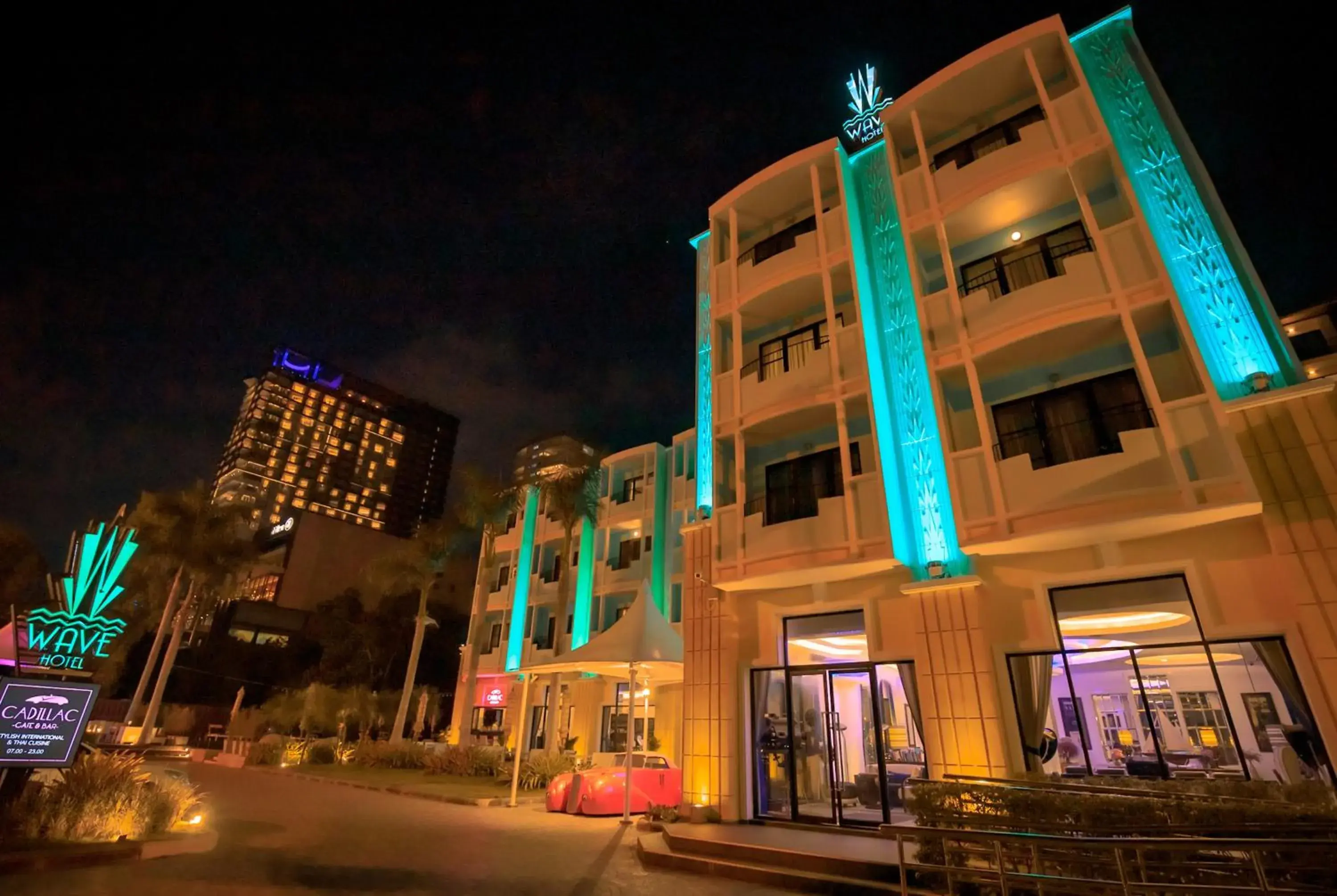 Property building in Wave Hotel Pattaya Property building in Wave Hotel Pattaya