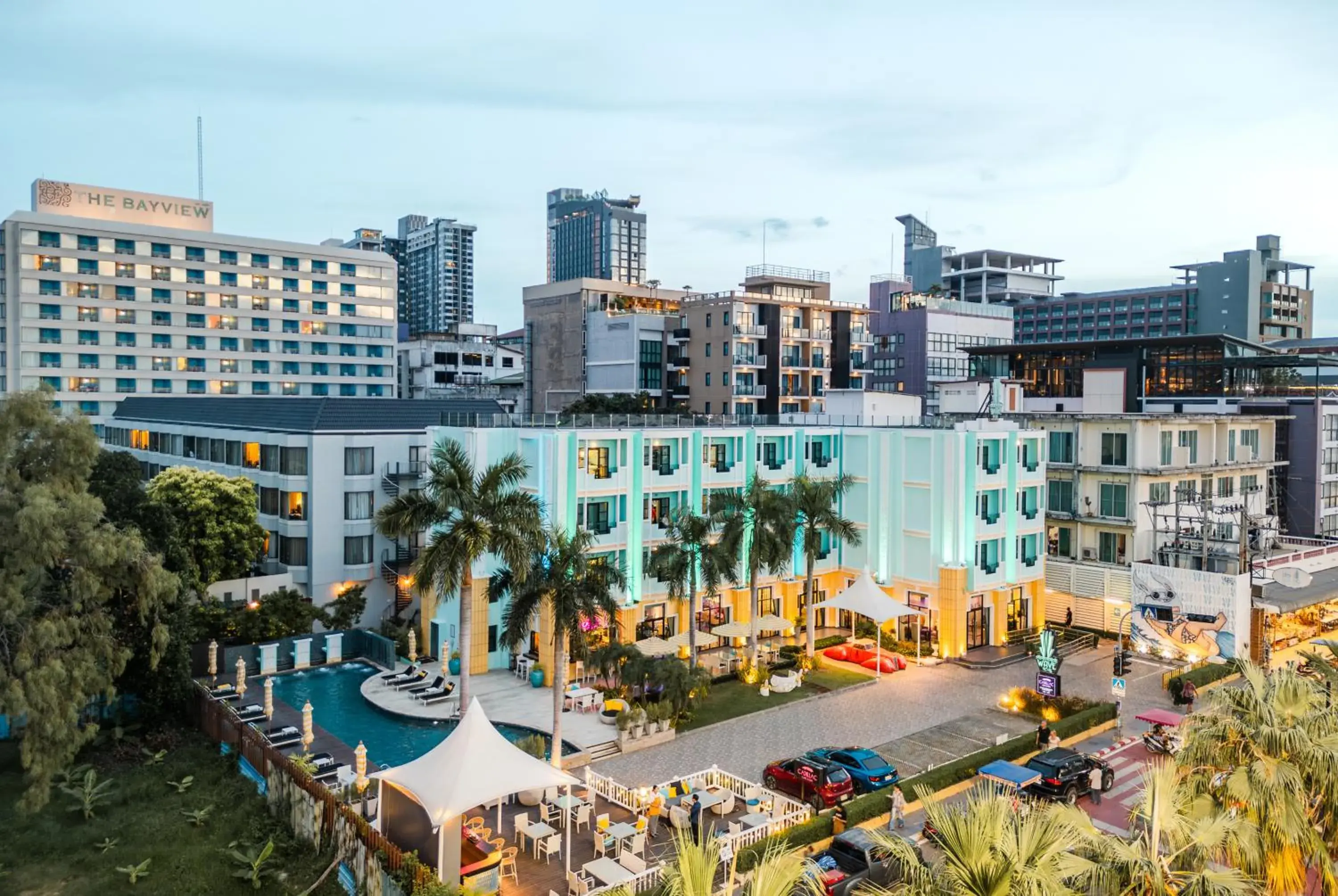 Property building in Wave Hotel Pattaya Property building in Wave Hotel Pattaya