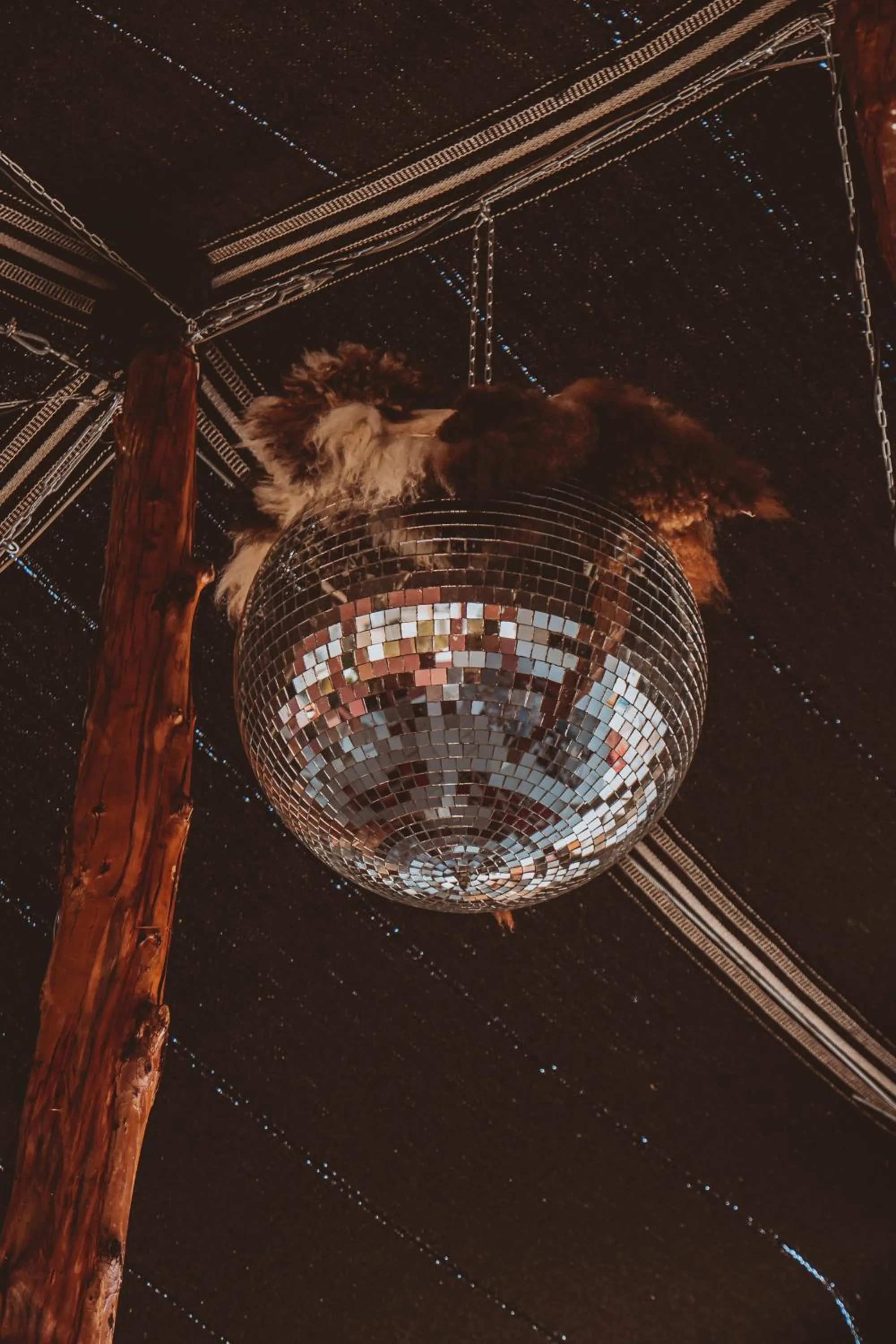 Decorative detail in Nomads Hotel