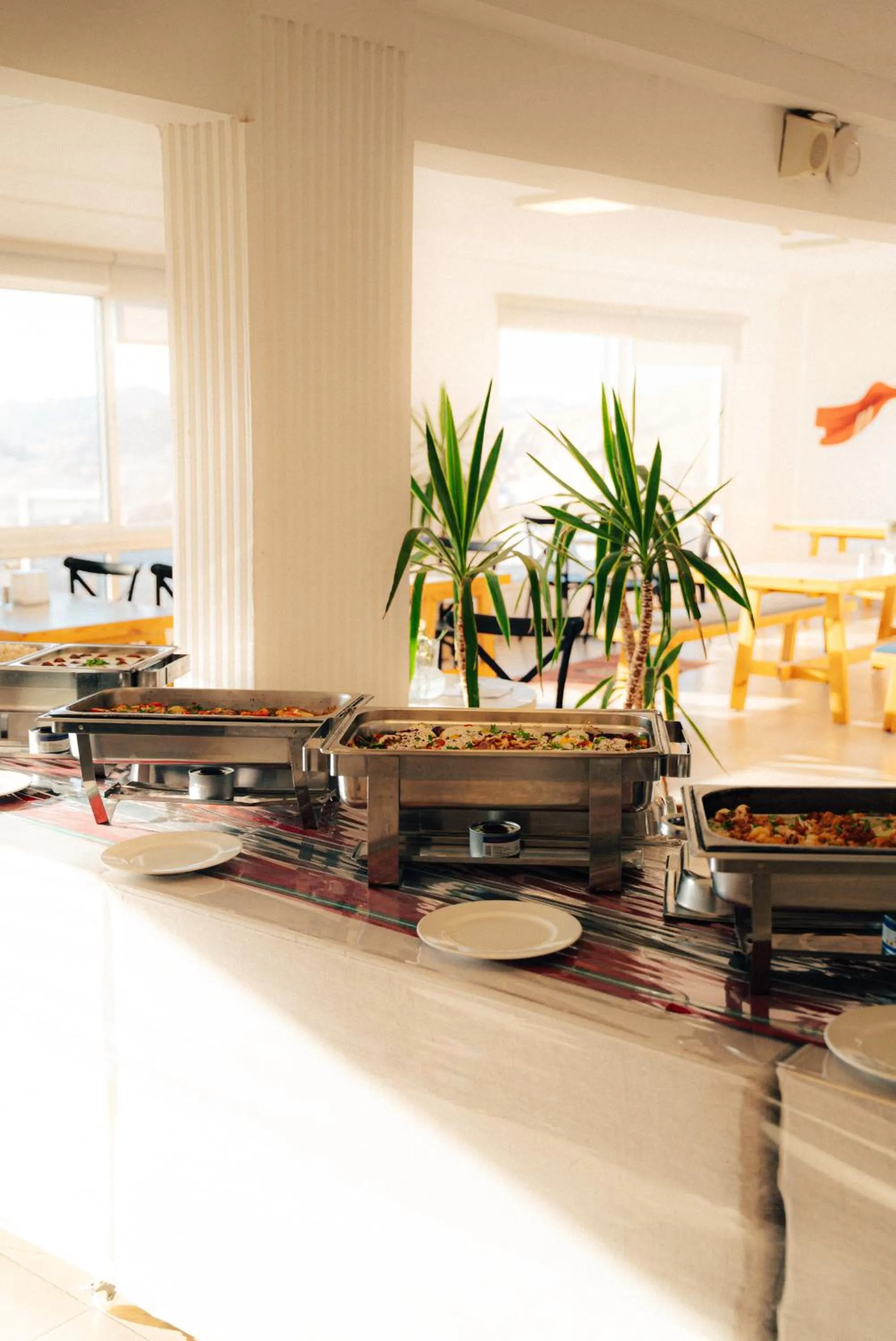 Restaurant/places to eat in Nomads Hotel