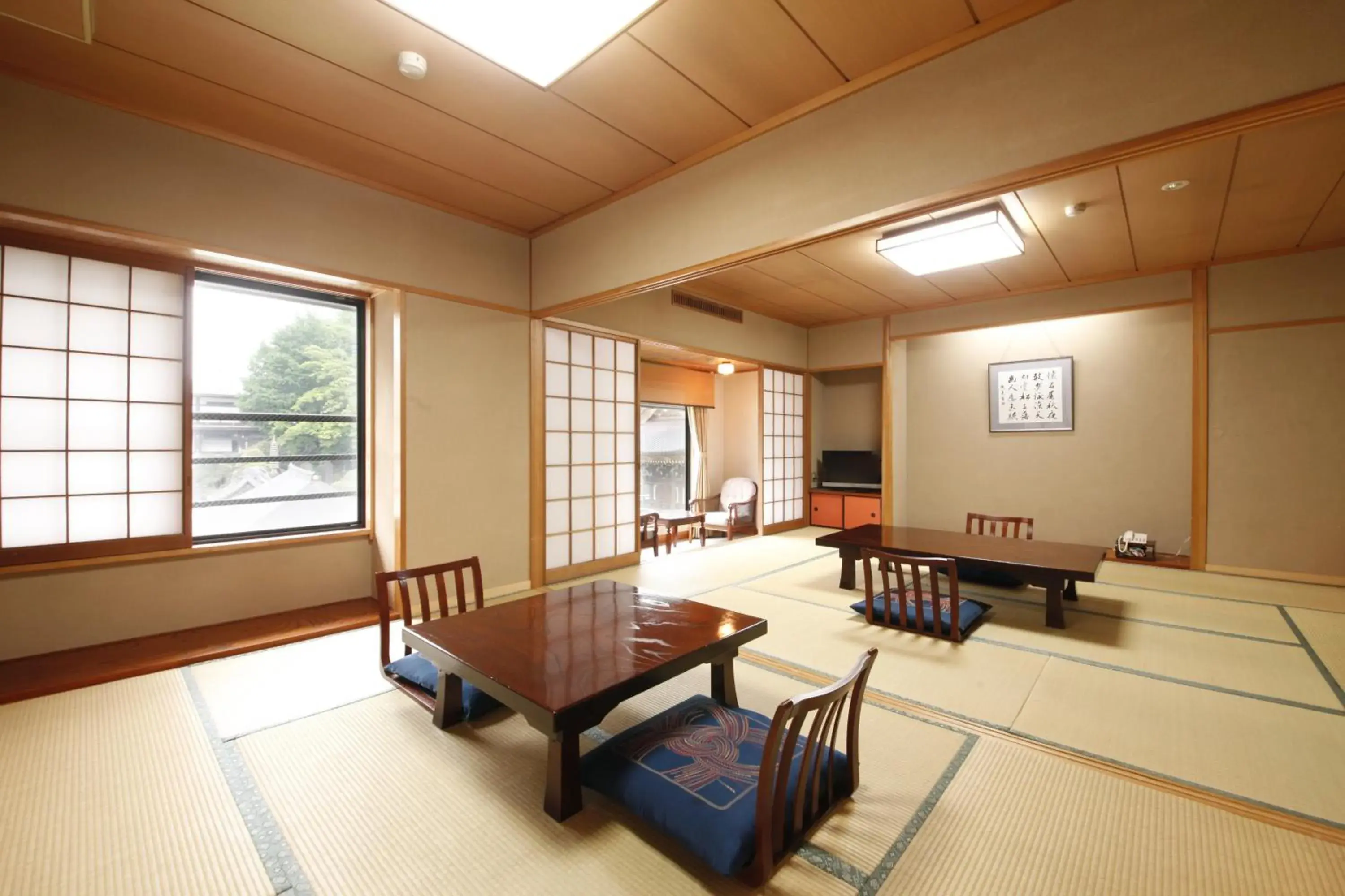 Photo of the whole room in Wakamatsu Honten Photo of the whole room in Wakamatsu Honten