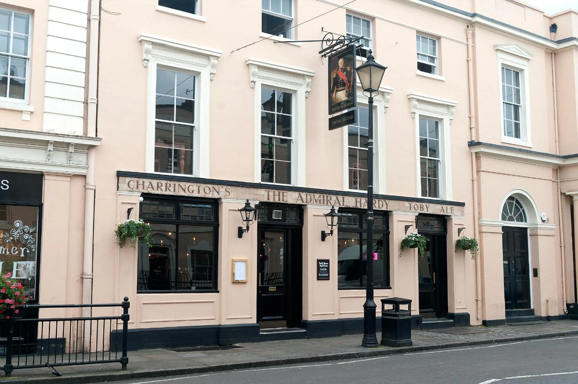 Property building in Admiral Hardy