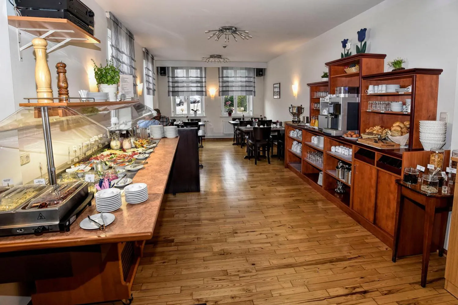 Buffet breakfast in Hotel Stadt Hamburg