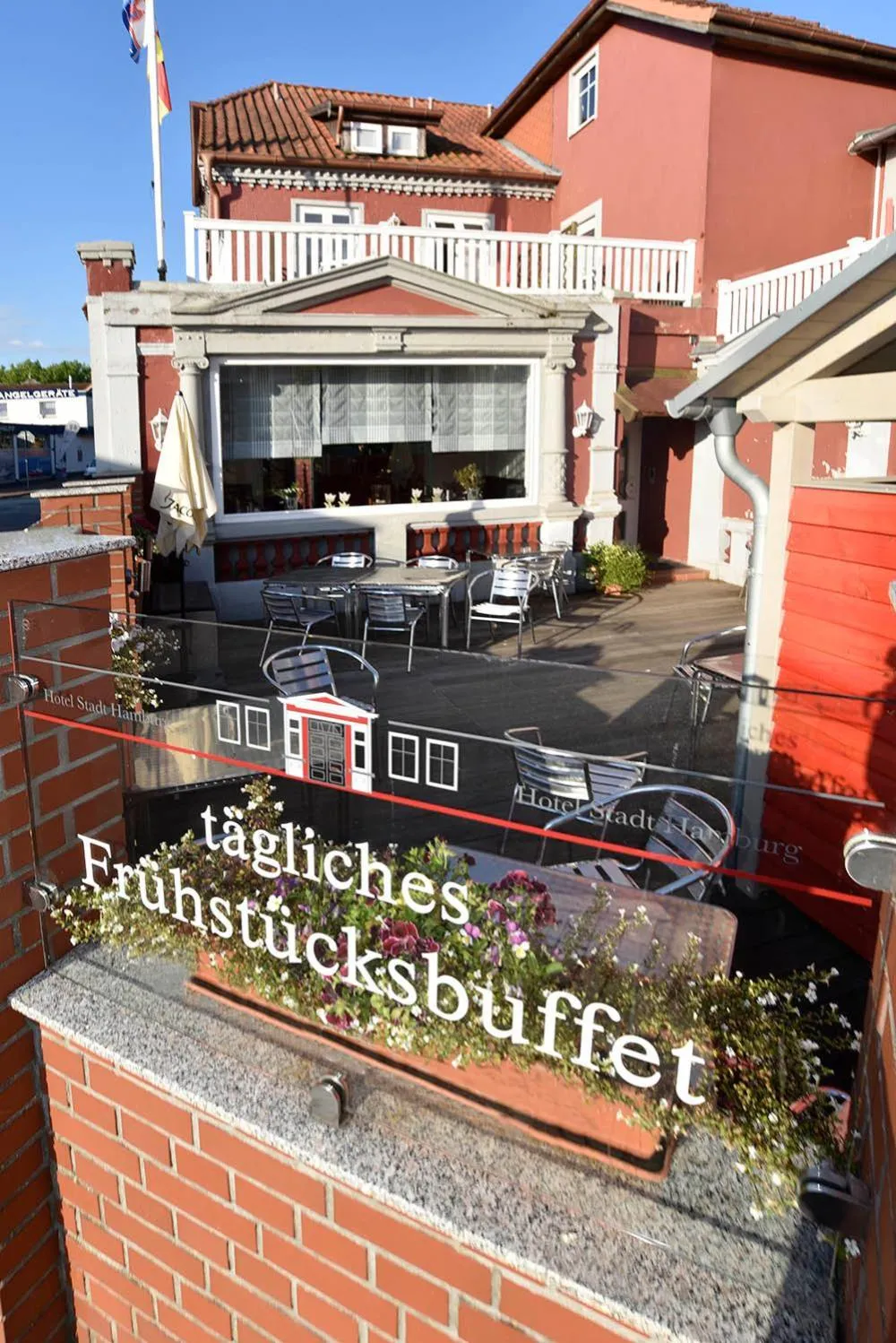 Property building in Hotel Stadt Hamburg