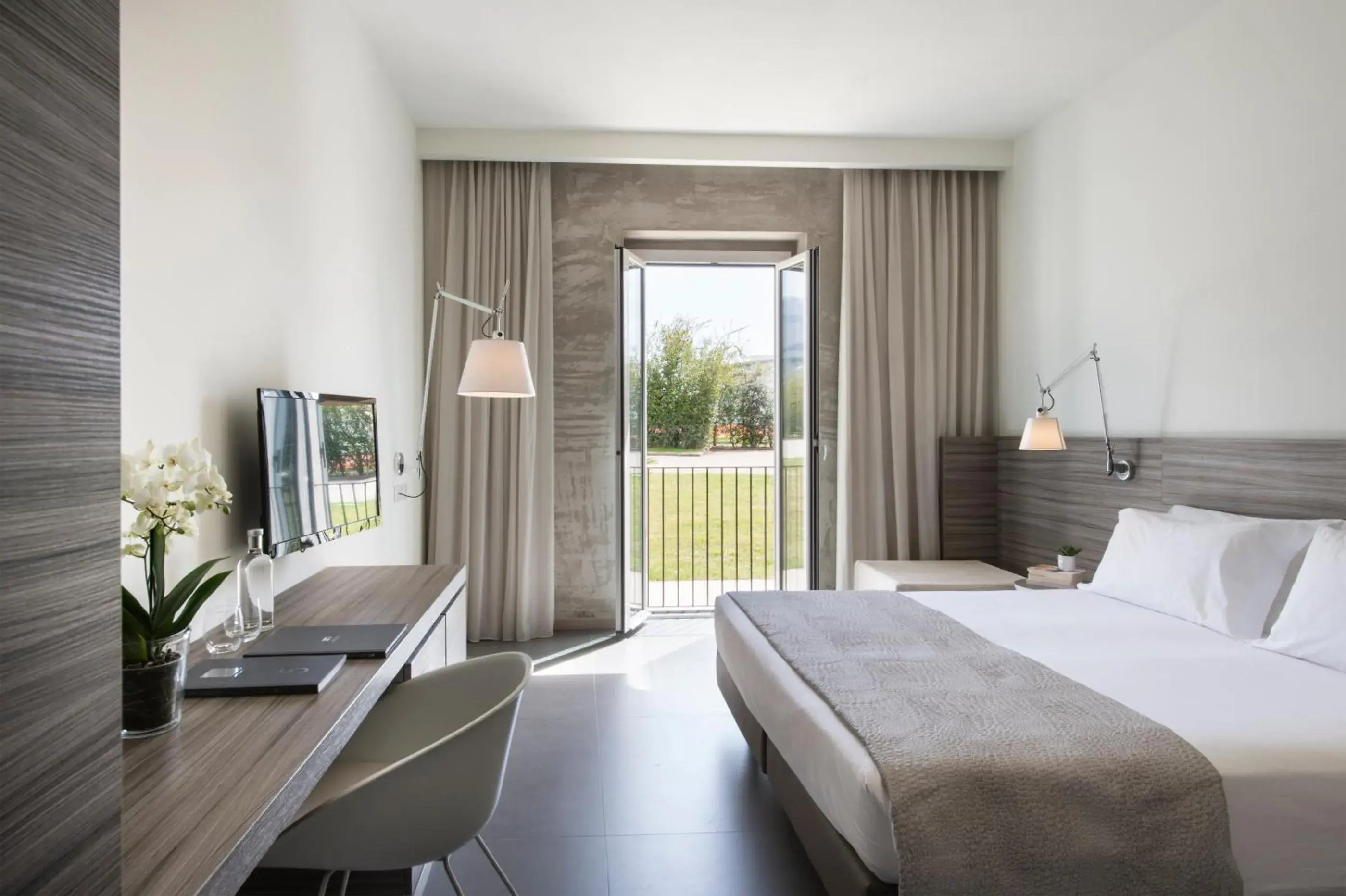 Photo of the whole room, Bed in Hotel & Resort Le Colombare Photo of the whole room, Bed in Hotel & Resort Le Colombare