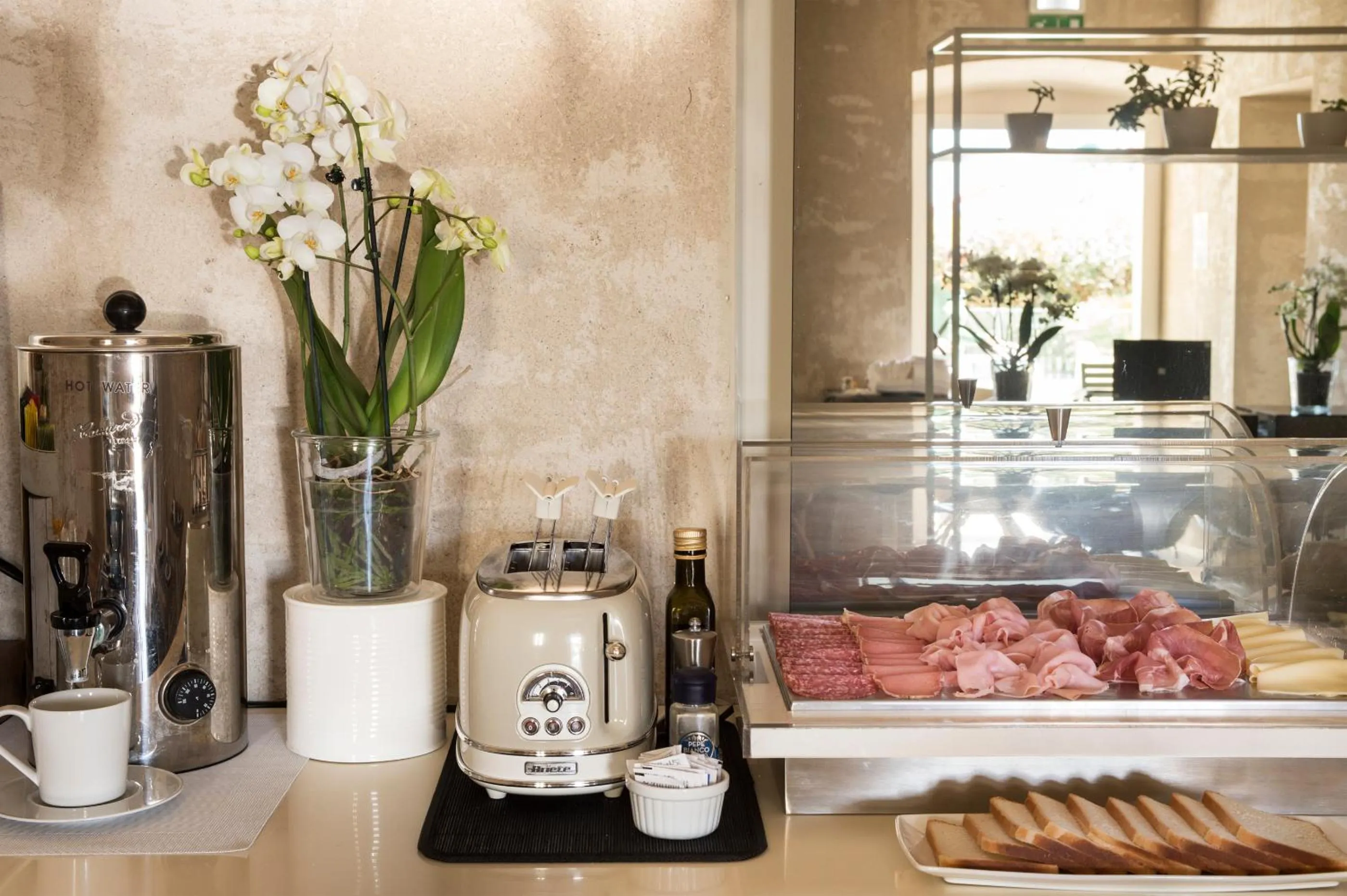 Restaurant/places to eat in Hotel & Resort Le Colombare