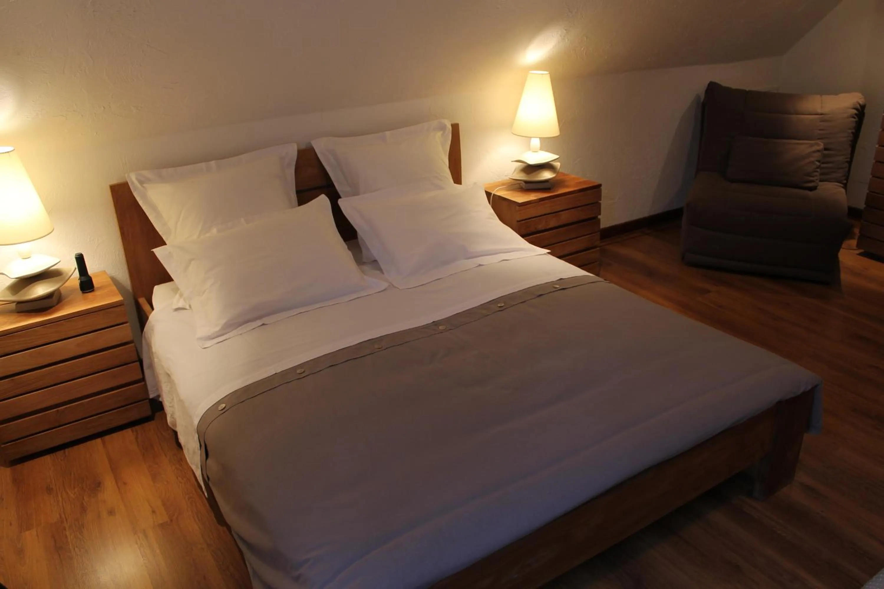 Bedroom, Bed in Chambres d'hôtes La Brillève