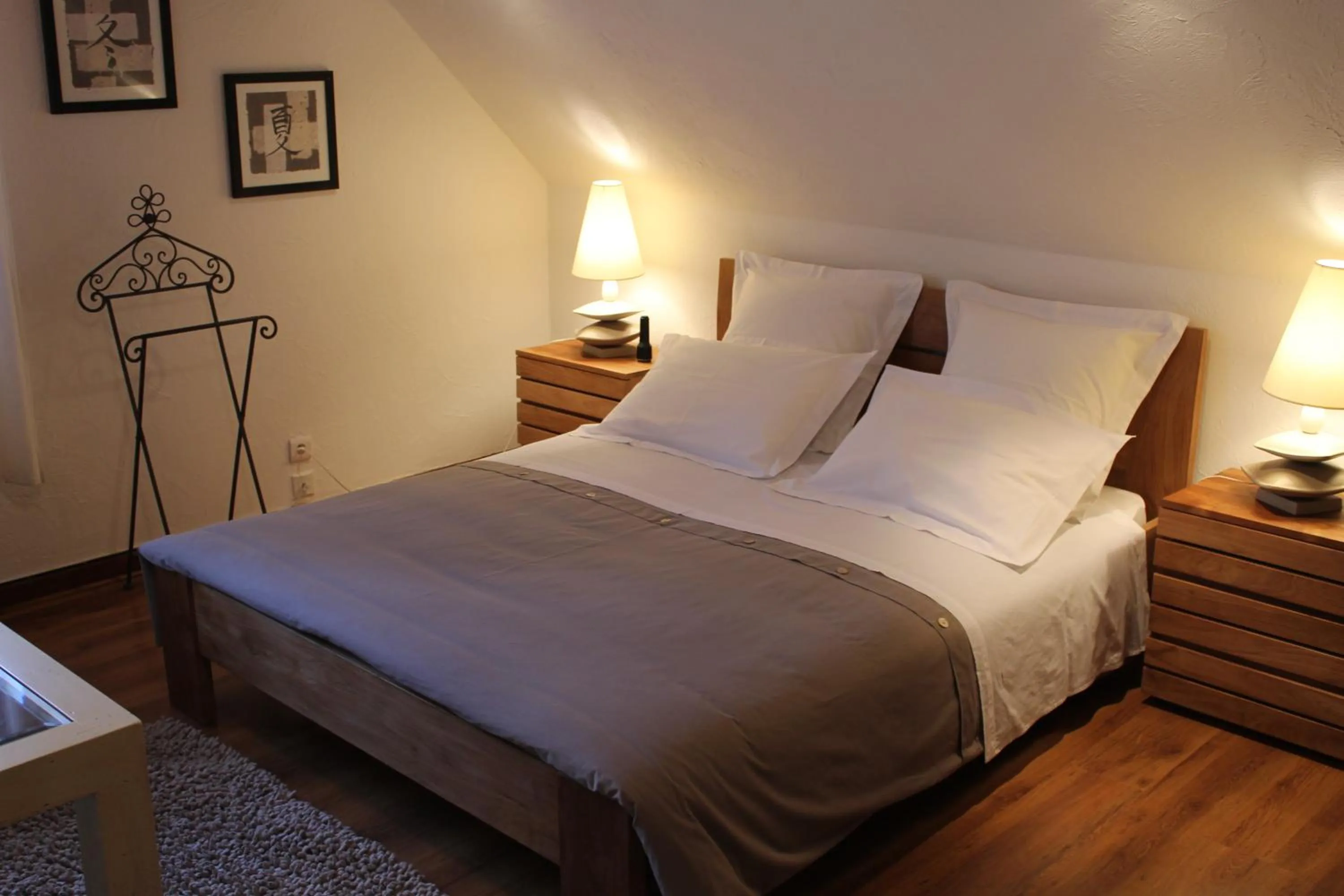 Photo of the whole room, Bed in Chambres d'hôtes La Brillève