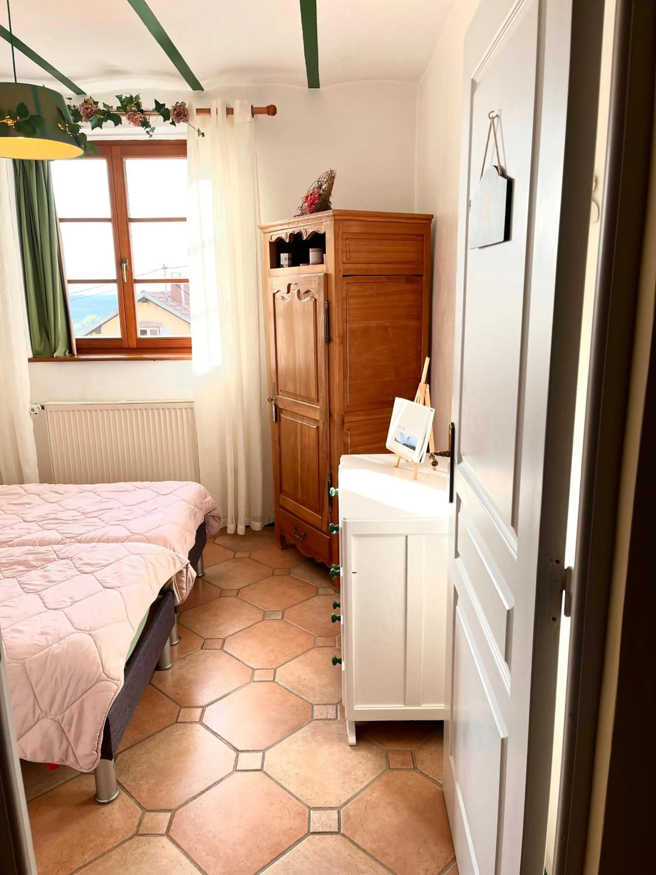 Bedroom, Bed in Gîte L'Instant Durable