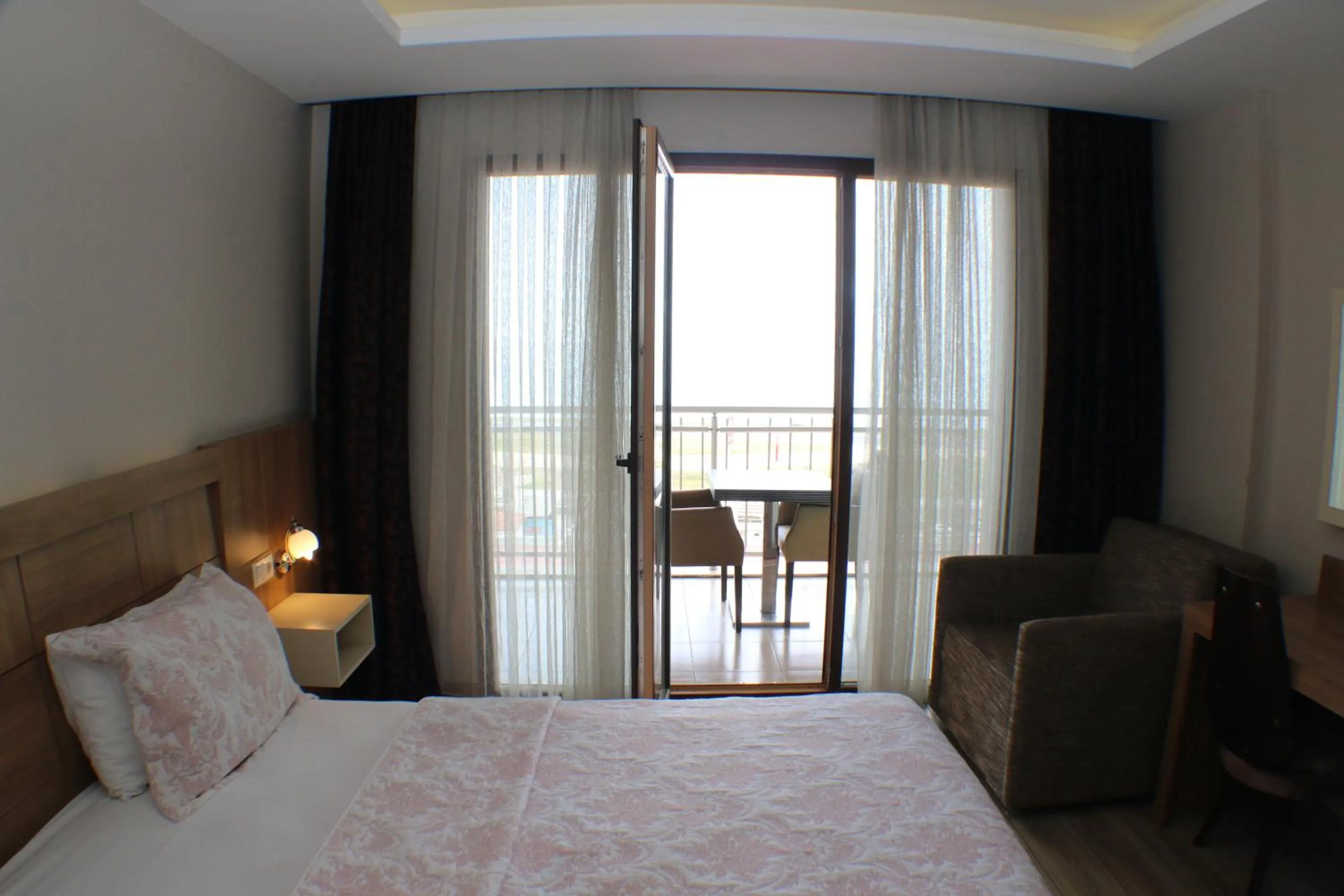 Deluxe Double Room with Sea View in Anemon Kent Trabzon Otel