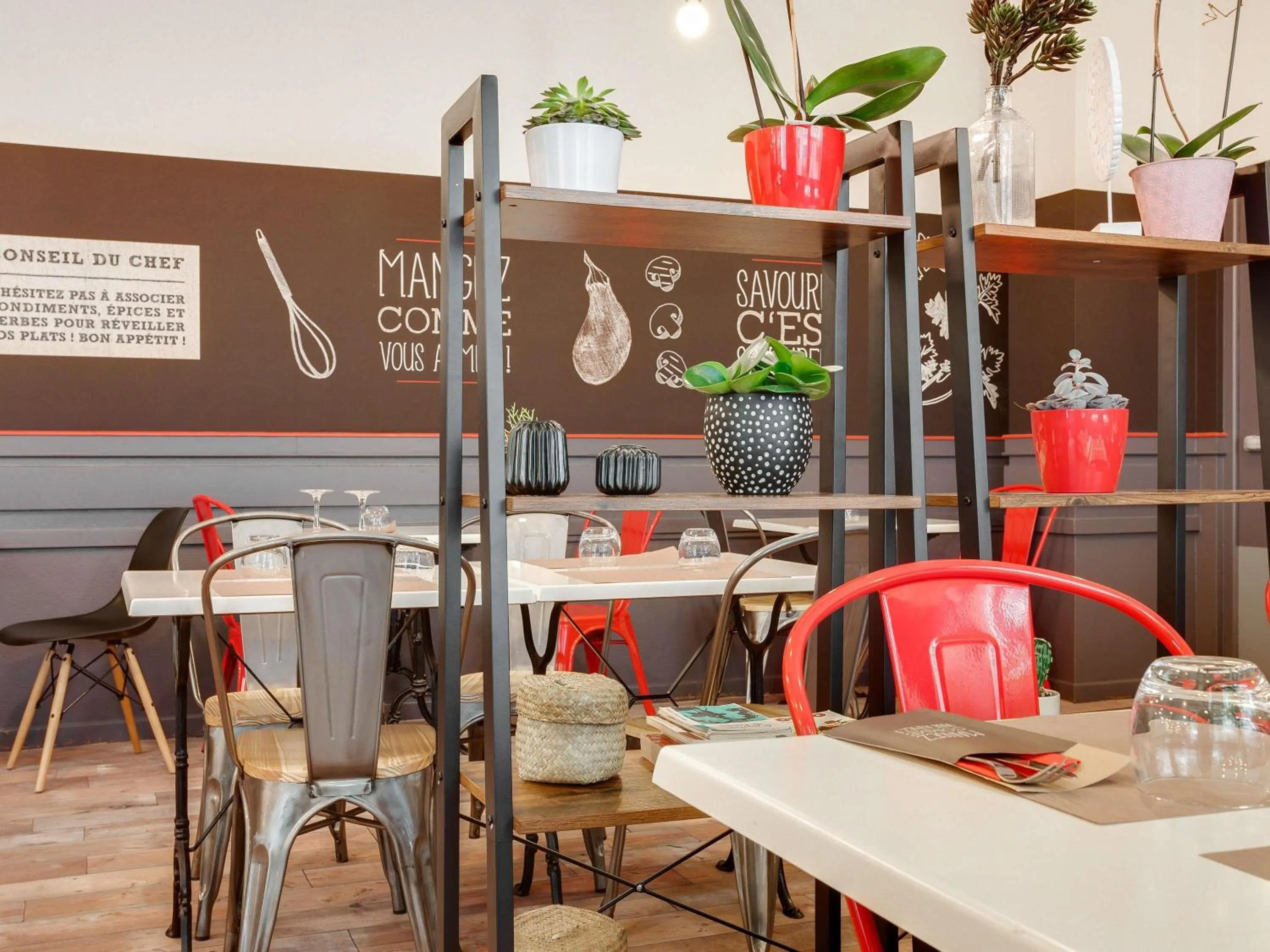 Property building in ibis Angers Centre Chateau