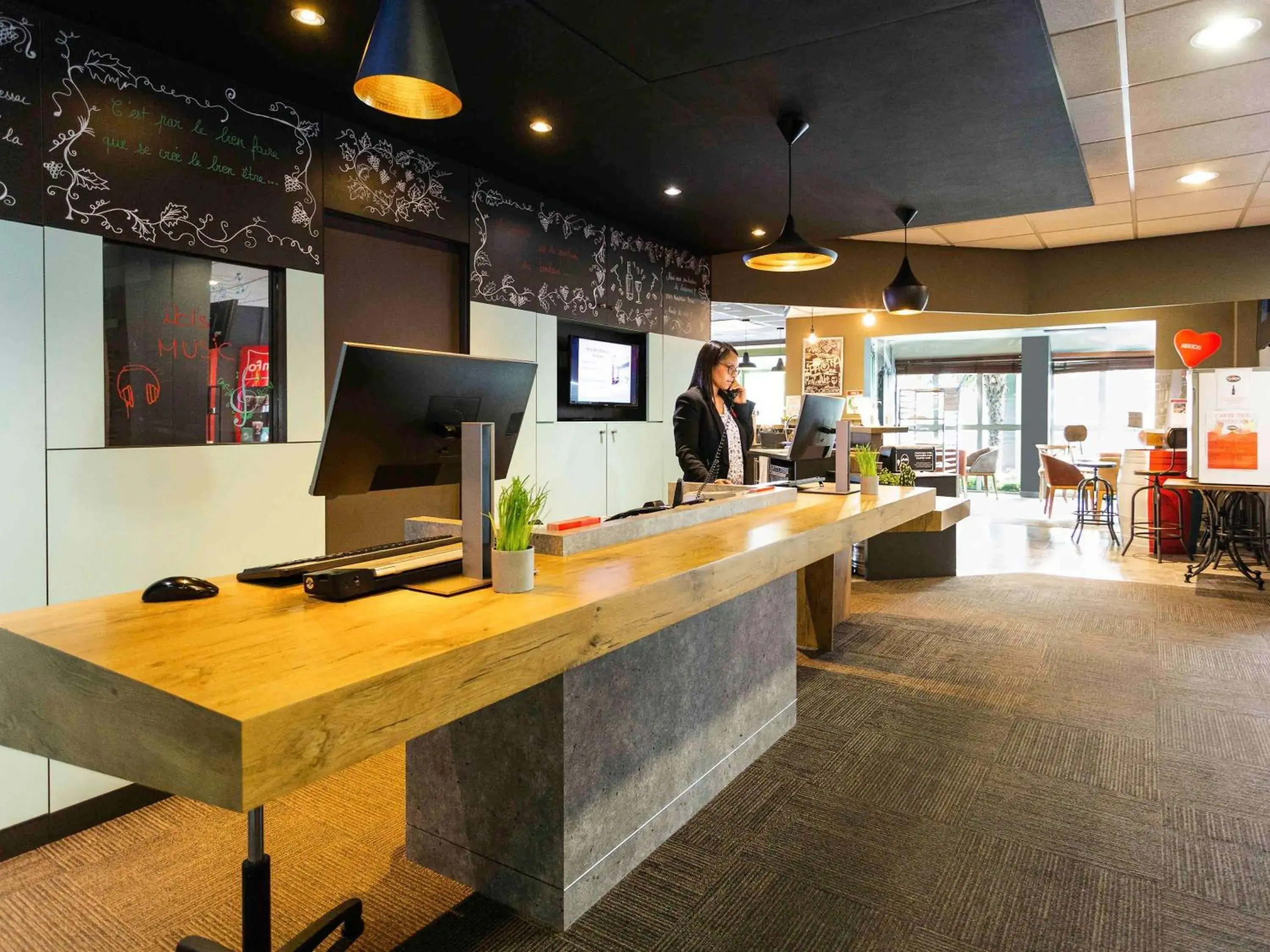Property building in ibis Bordeaux Pessac Route des Vins Property building in ibis Bordeaux Pessac Route des Vins