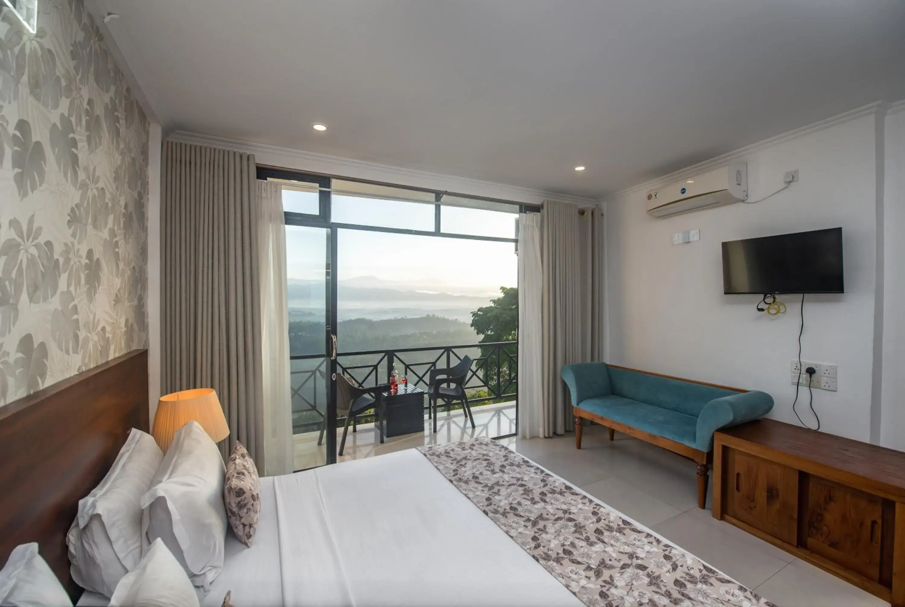 Bed in Ceyloni Panorama Resort Bed in Ceyloni Panorama Resort