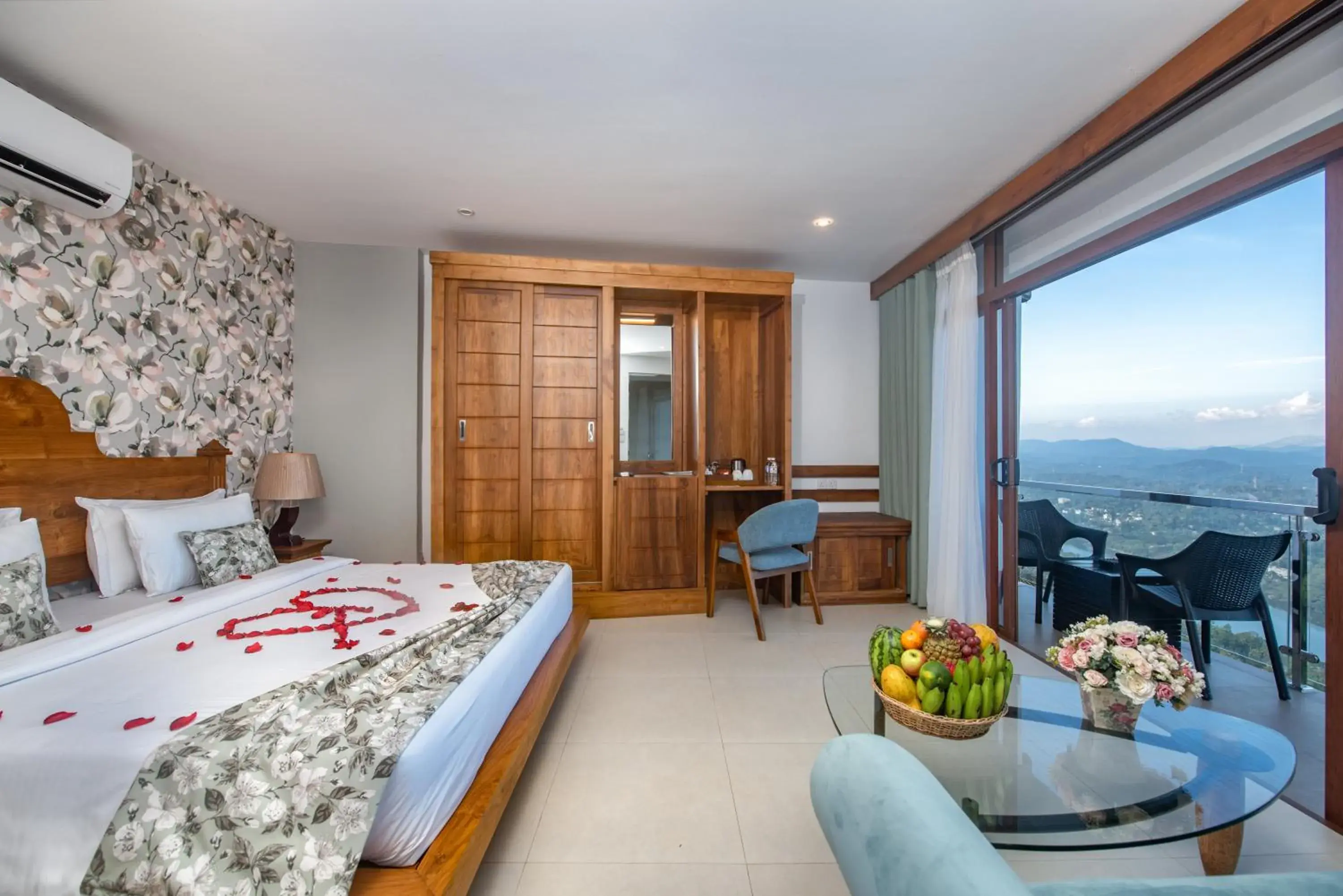 Natural landscape, Bed in Ceyloni Panorama Resort Natural landscape, Bed in Ceyloni Panorama Resort