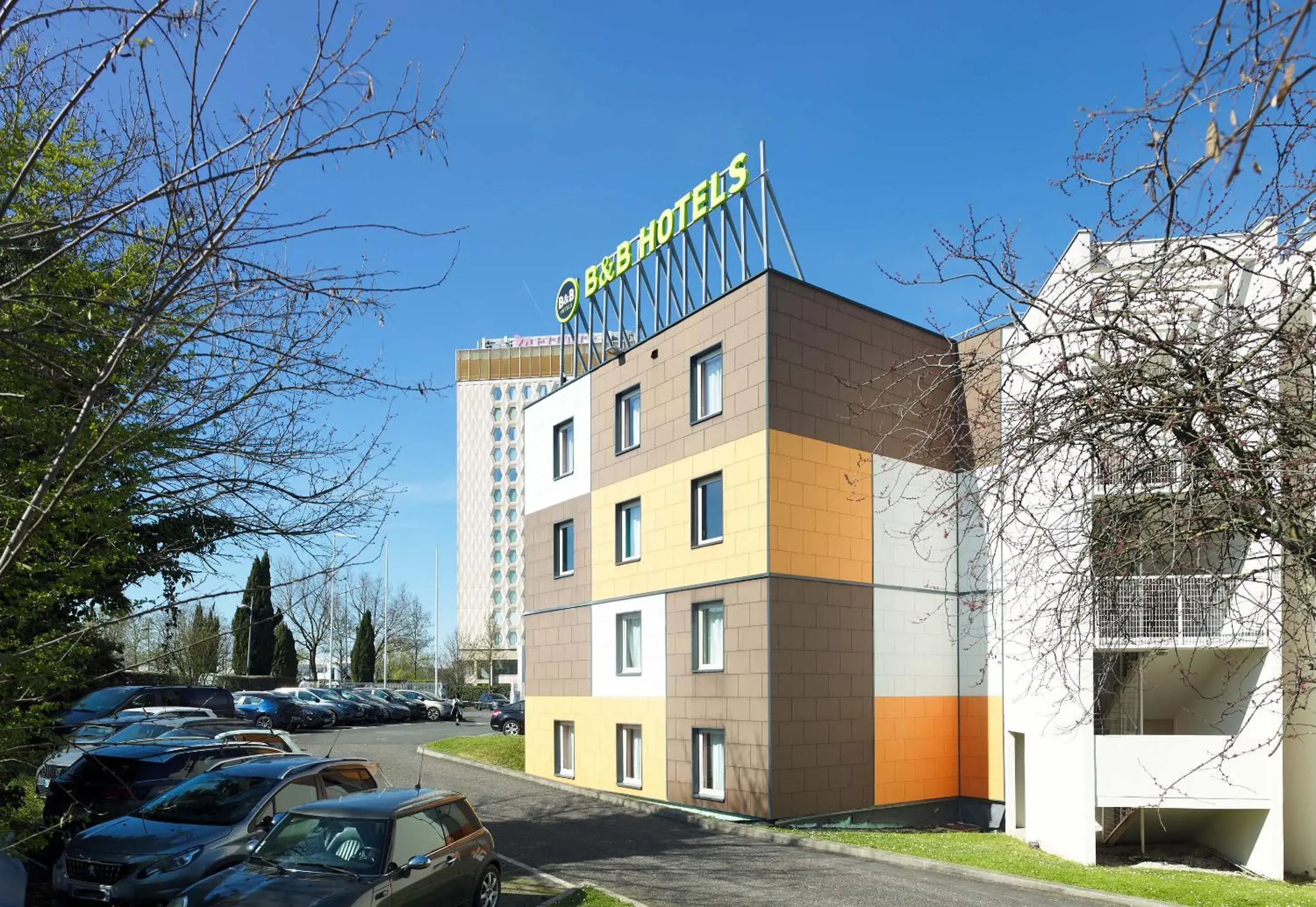 Property Building in ibis Paris Orly Rungis